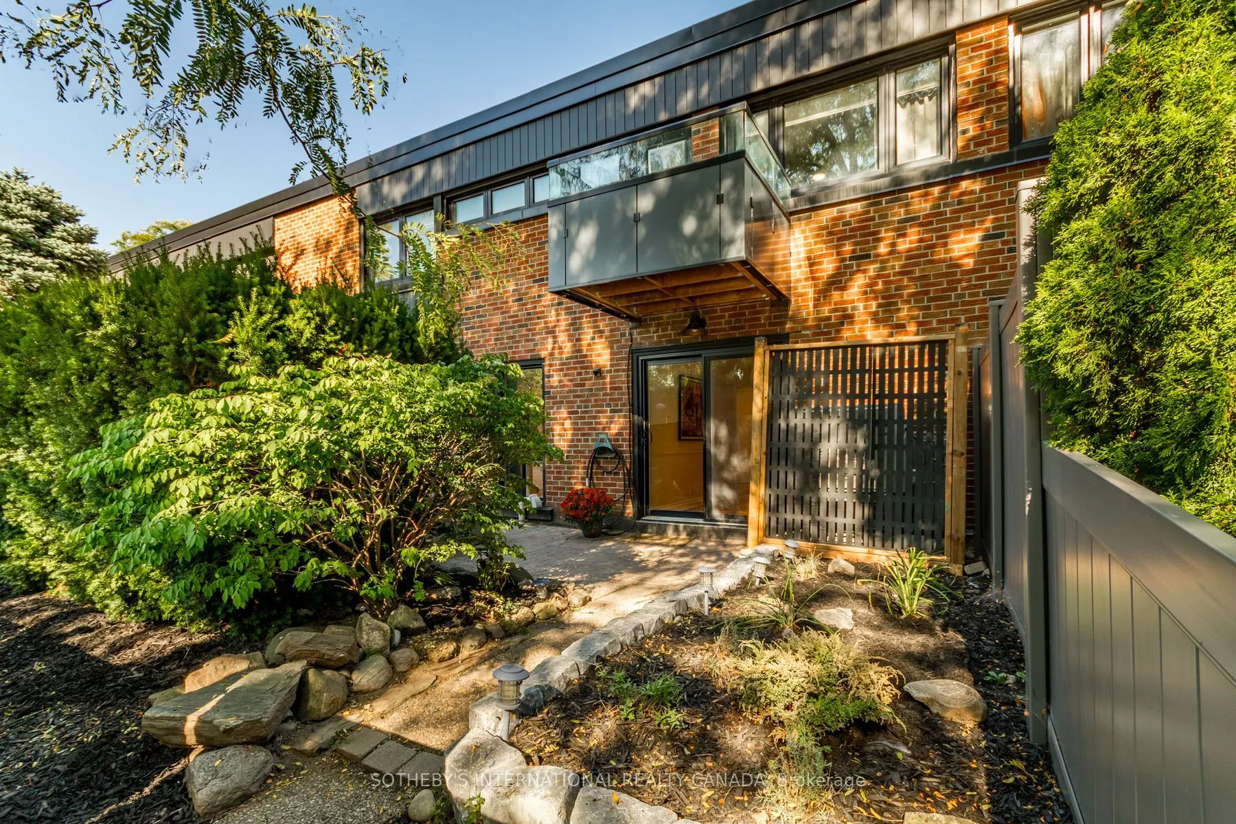 51 Broadfield Drive