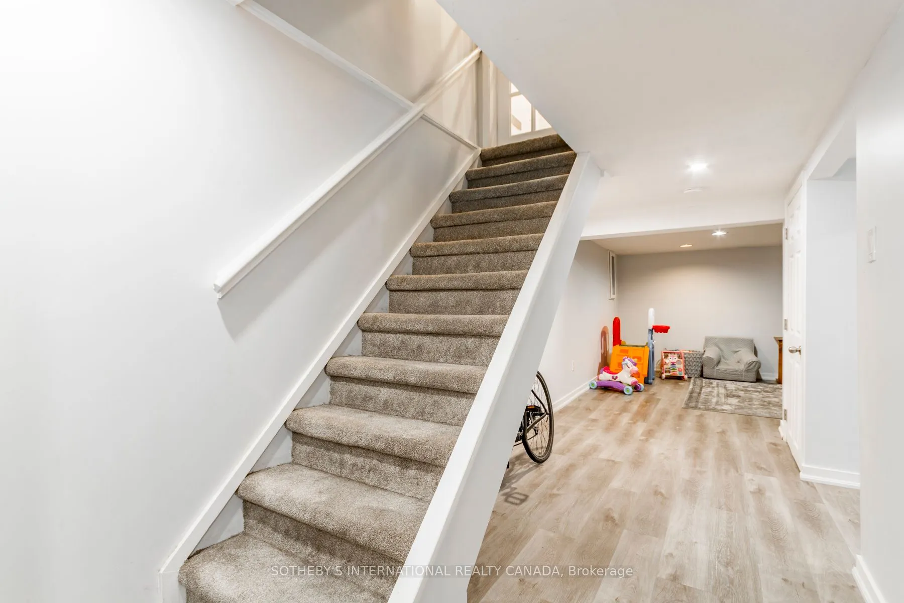 51 Broadfield Drive