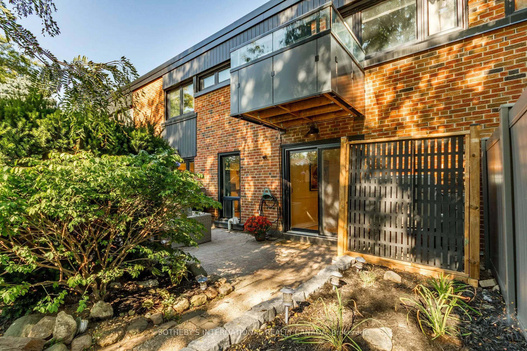 51 Broadfield Drive