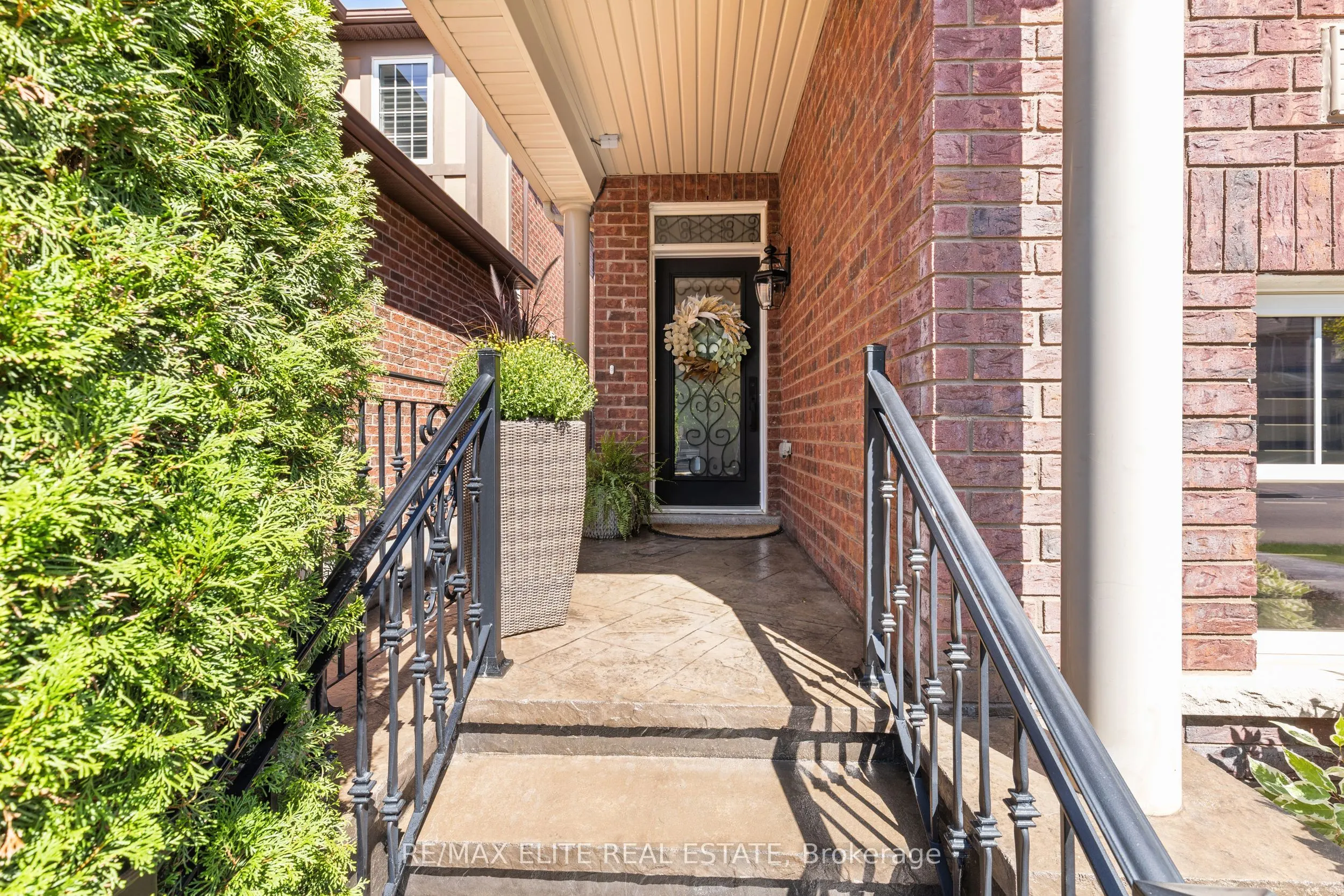 27 Arkwright Drive