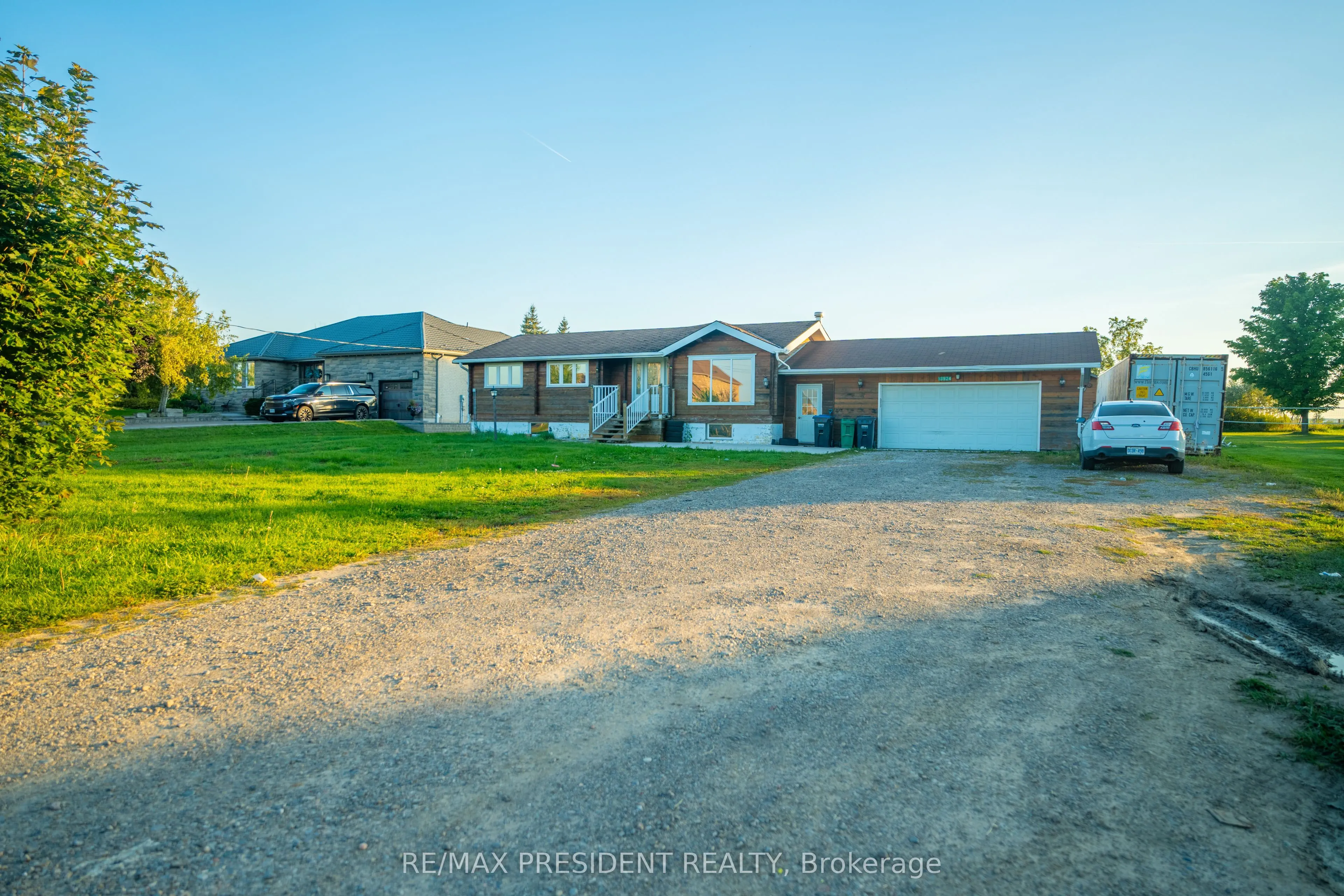 13924 Kennedy Road