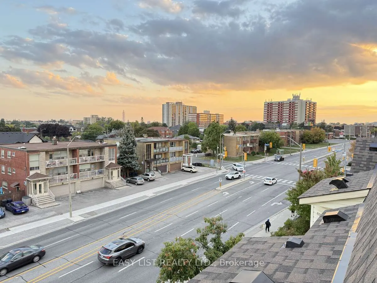 760 Lawrence Avenue W, #15