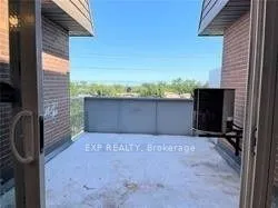 3025 The Credit Woodlands Road, #330