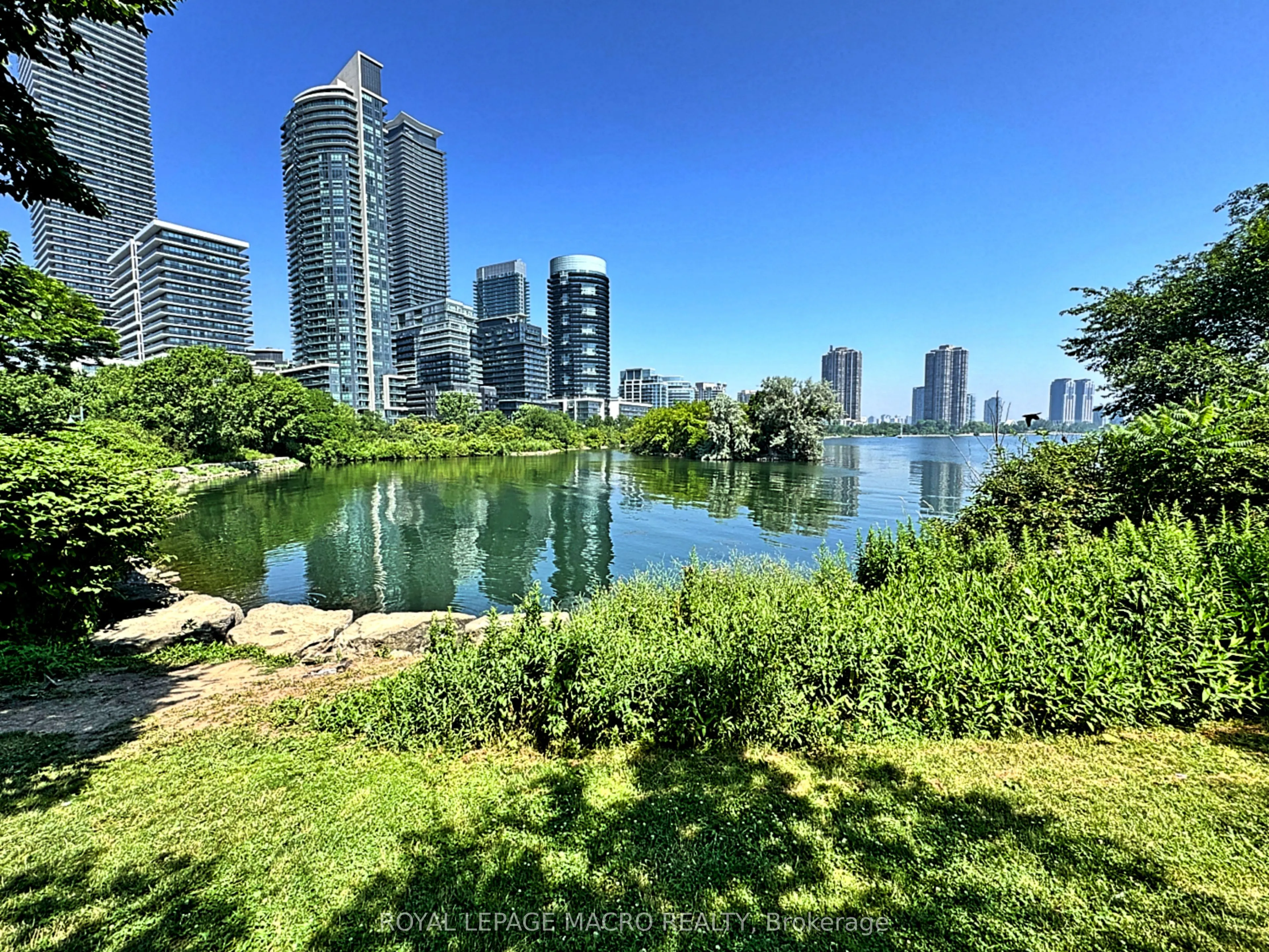 110 Marine Parade Drive, #1008