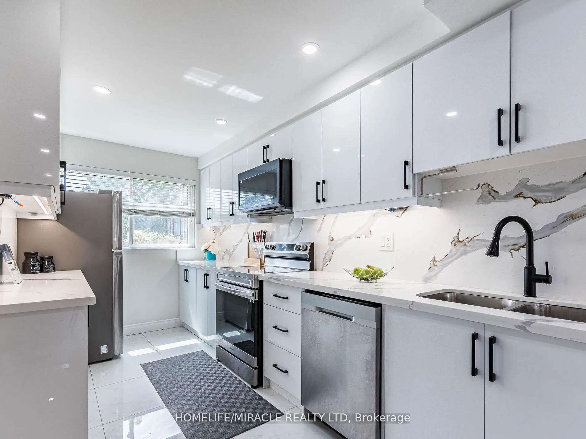 180 Mississauga Valley Boulevard, #124