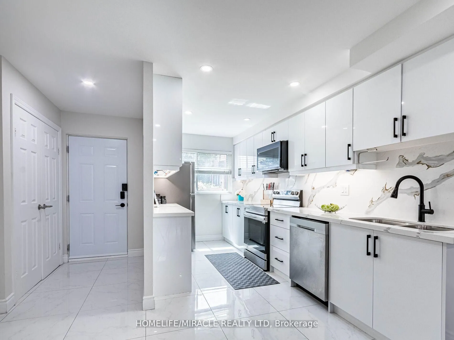 180 Mississauga Valley Boulevard, #124