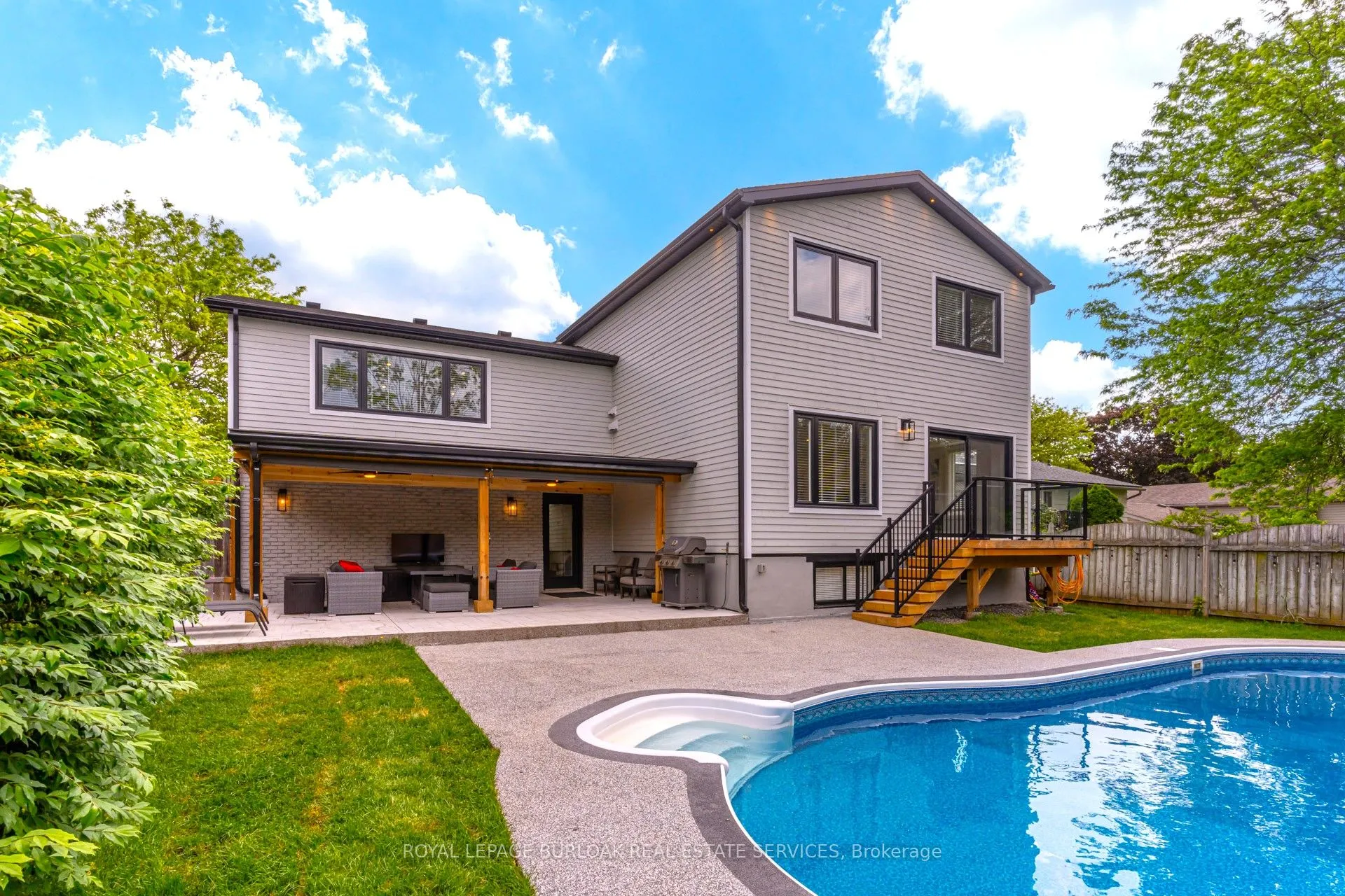 5199 Broughton Crescent