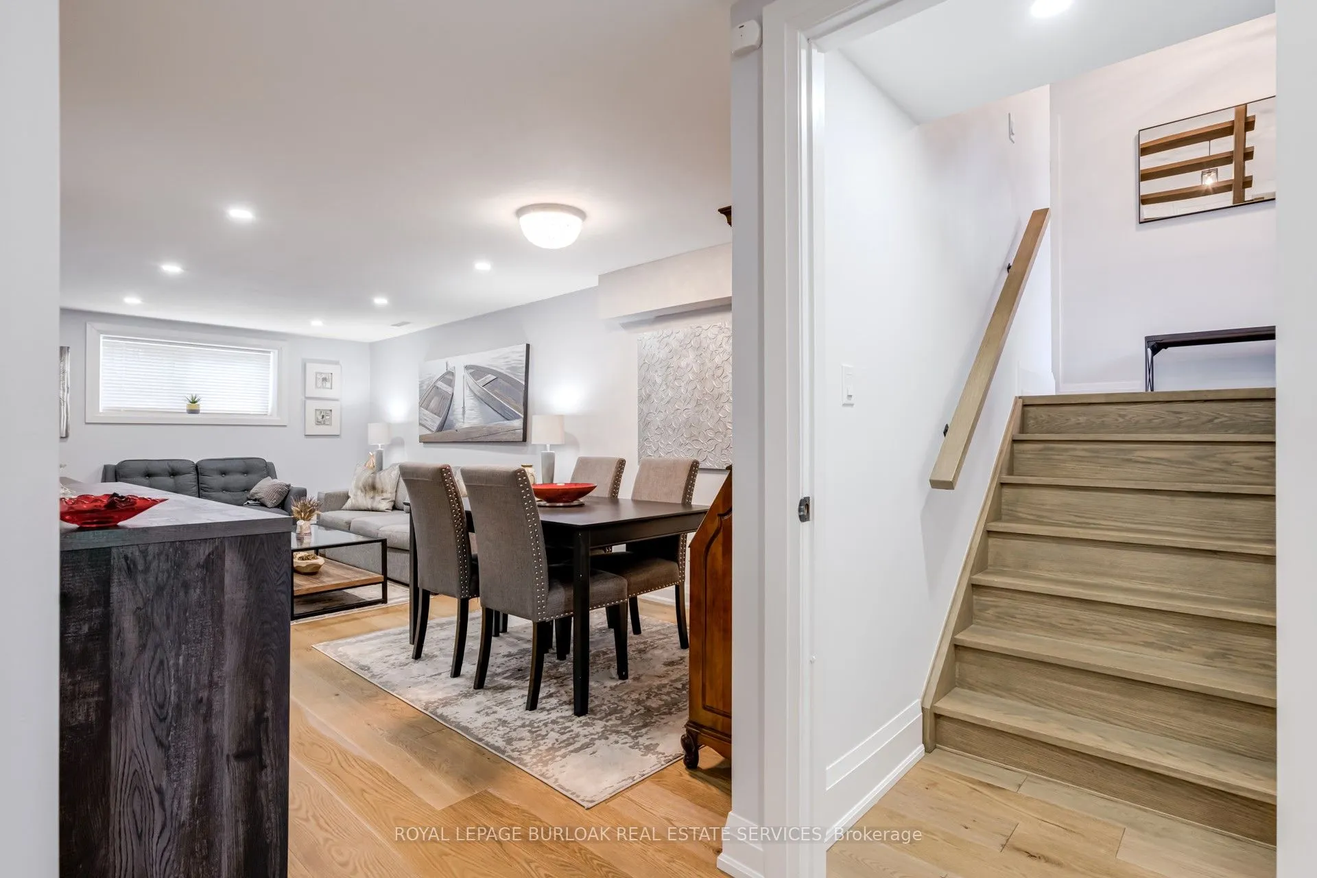 5199 Broughton Crescent