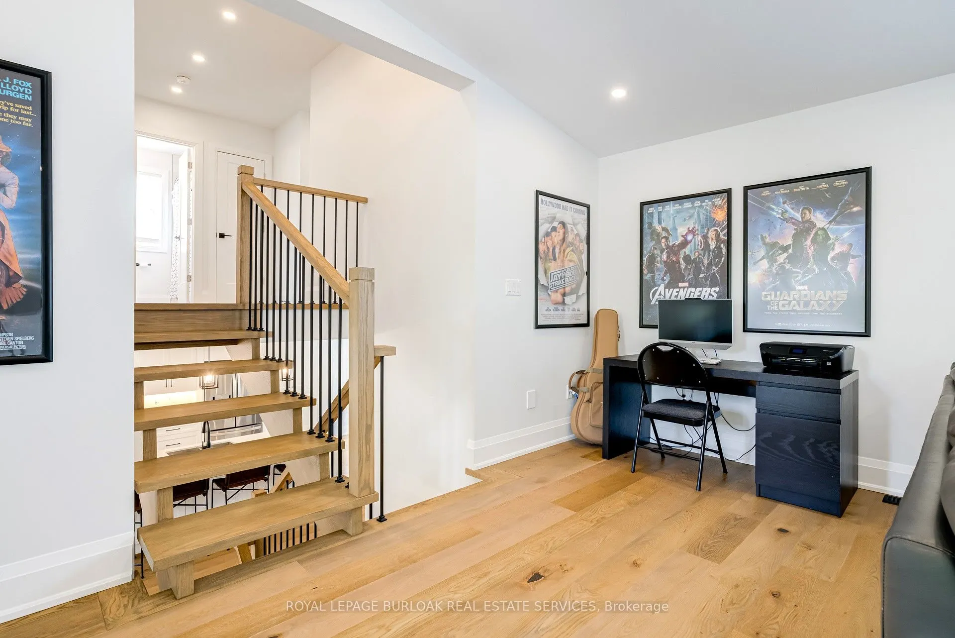 5199 Broughton Crescent
