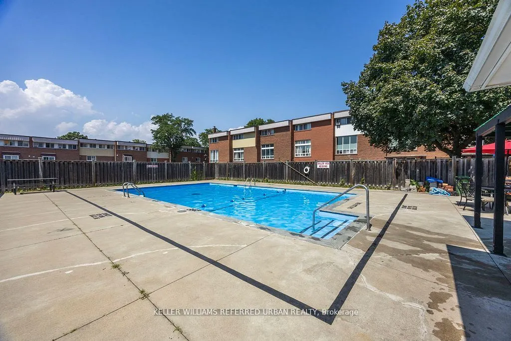 2 Sebastian Cabot Way, #2
