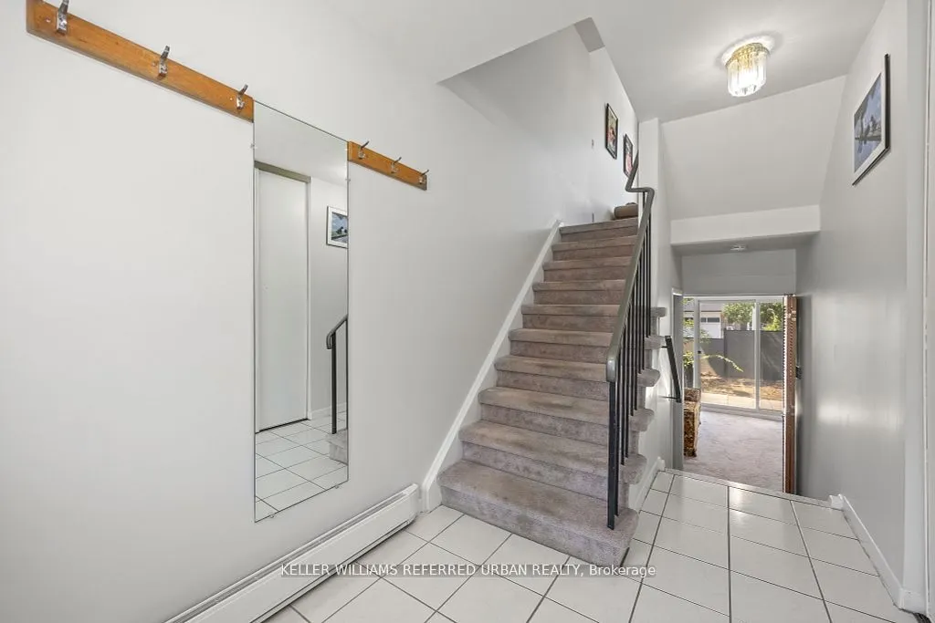 2 Sebastian Cabot Way, #2