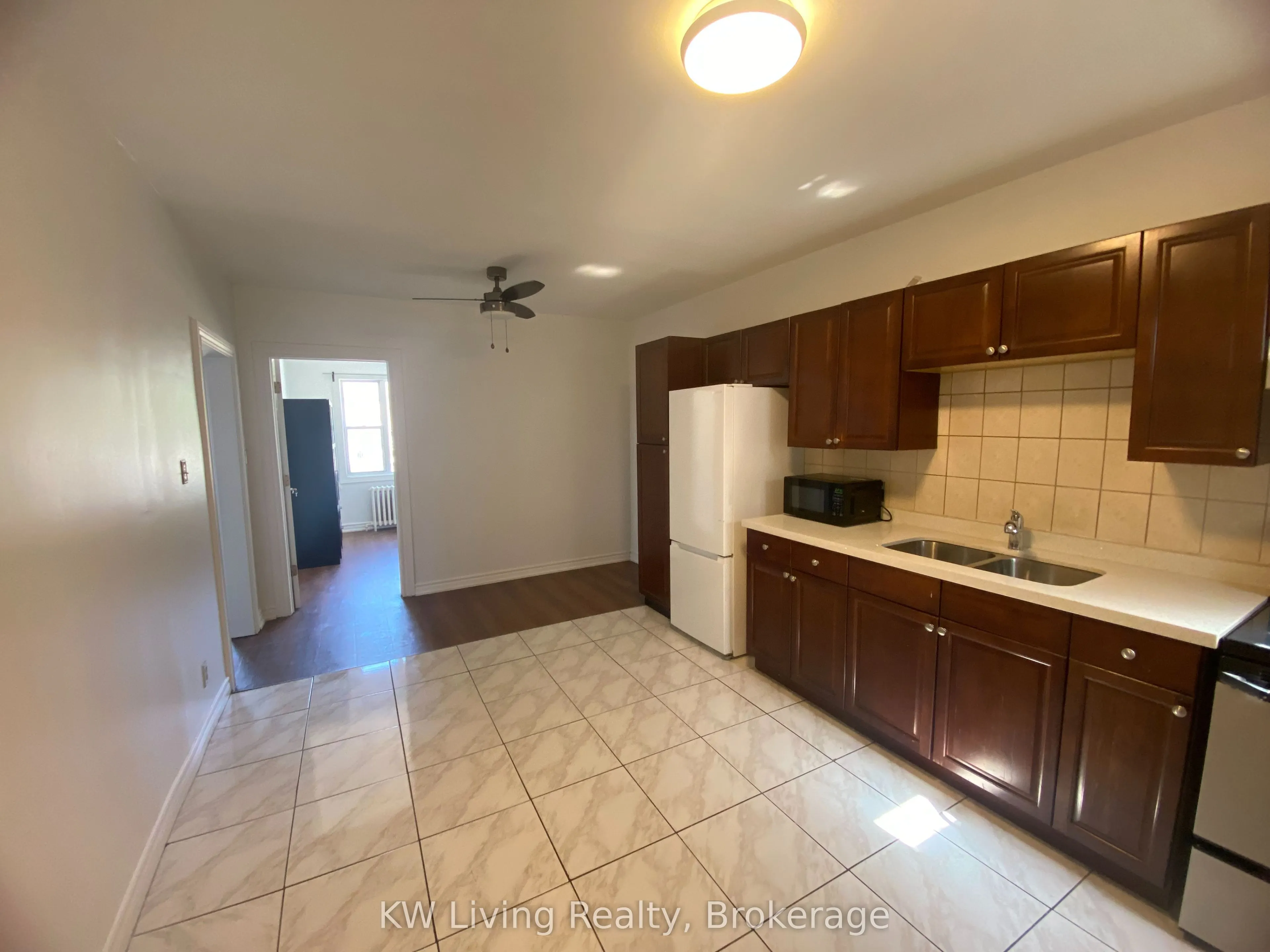 2890 Lake Shore Boulevard W, #Apt. 2