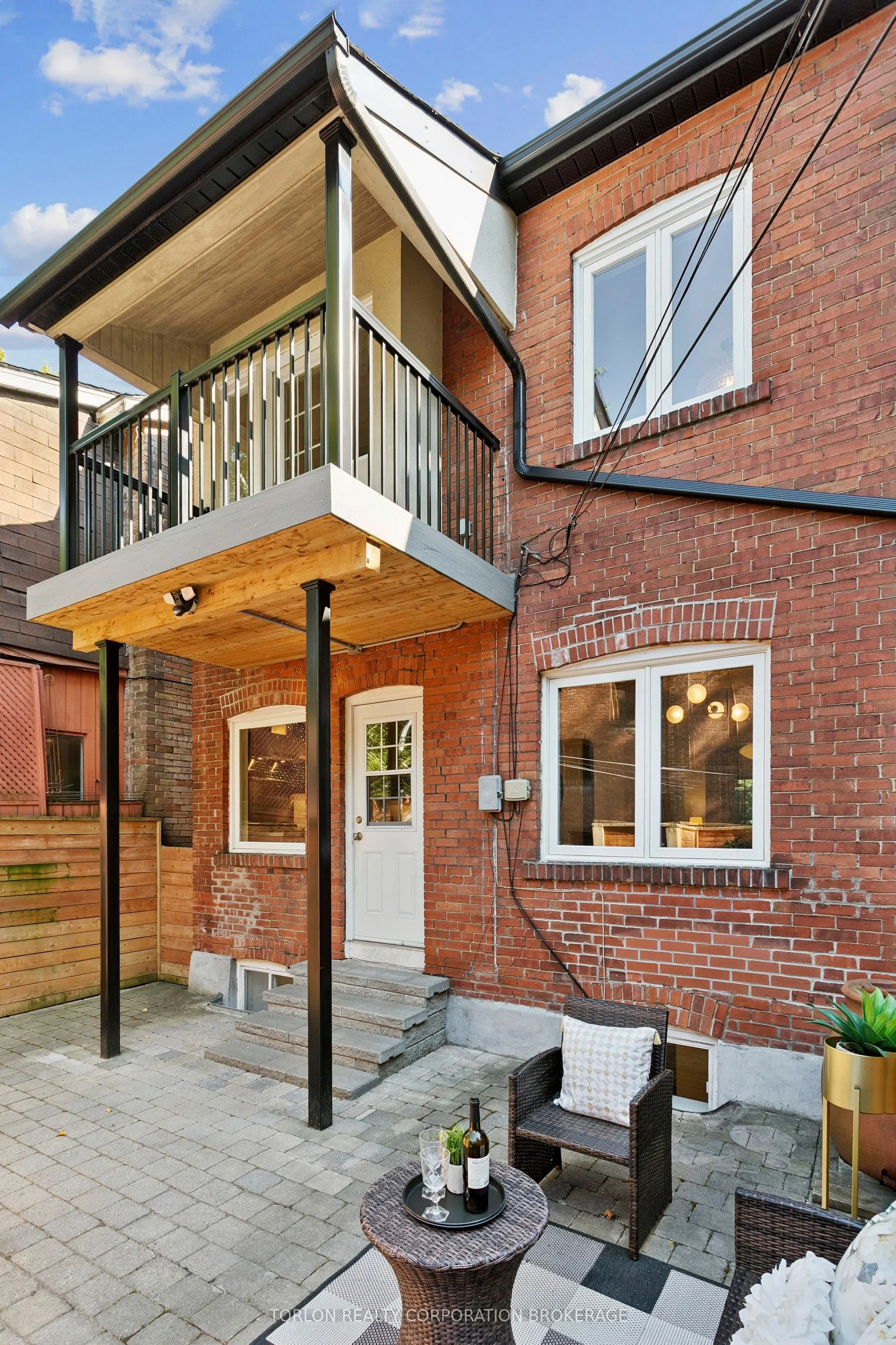 100 Colbeck Street