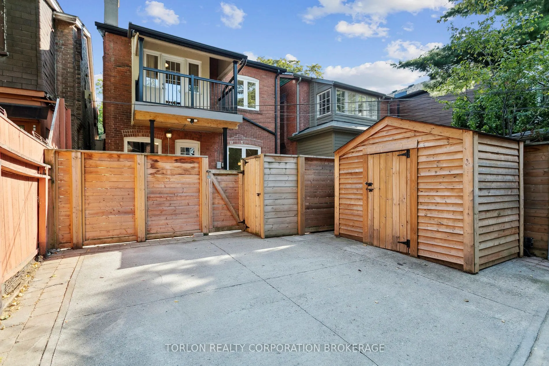 100 Colbeck Street
