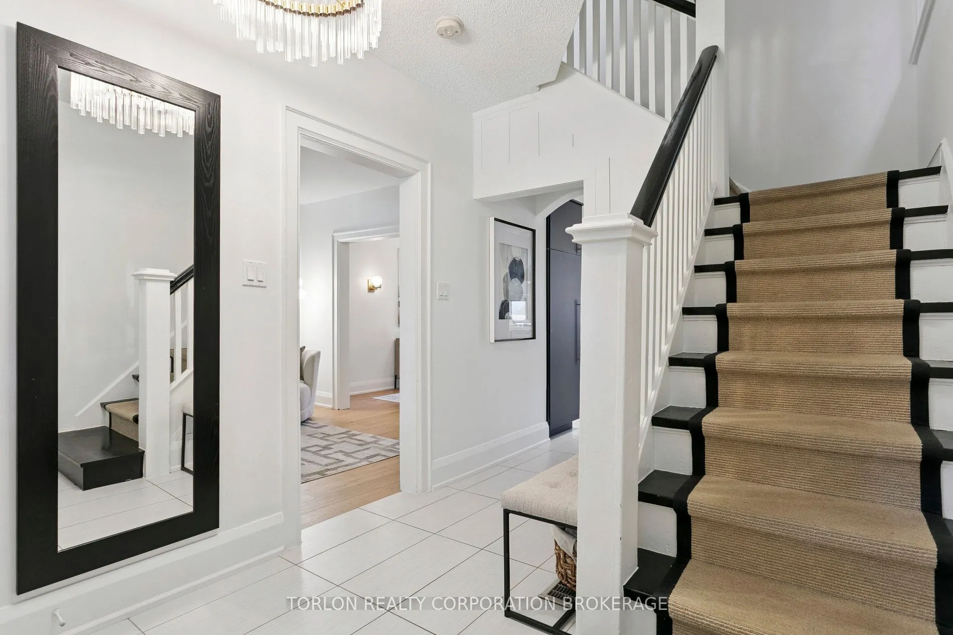 100 Colbeck Street