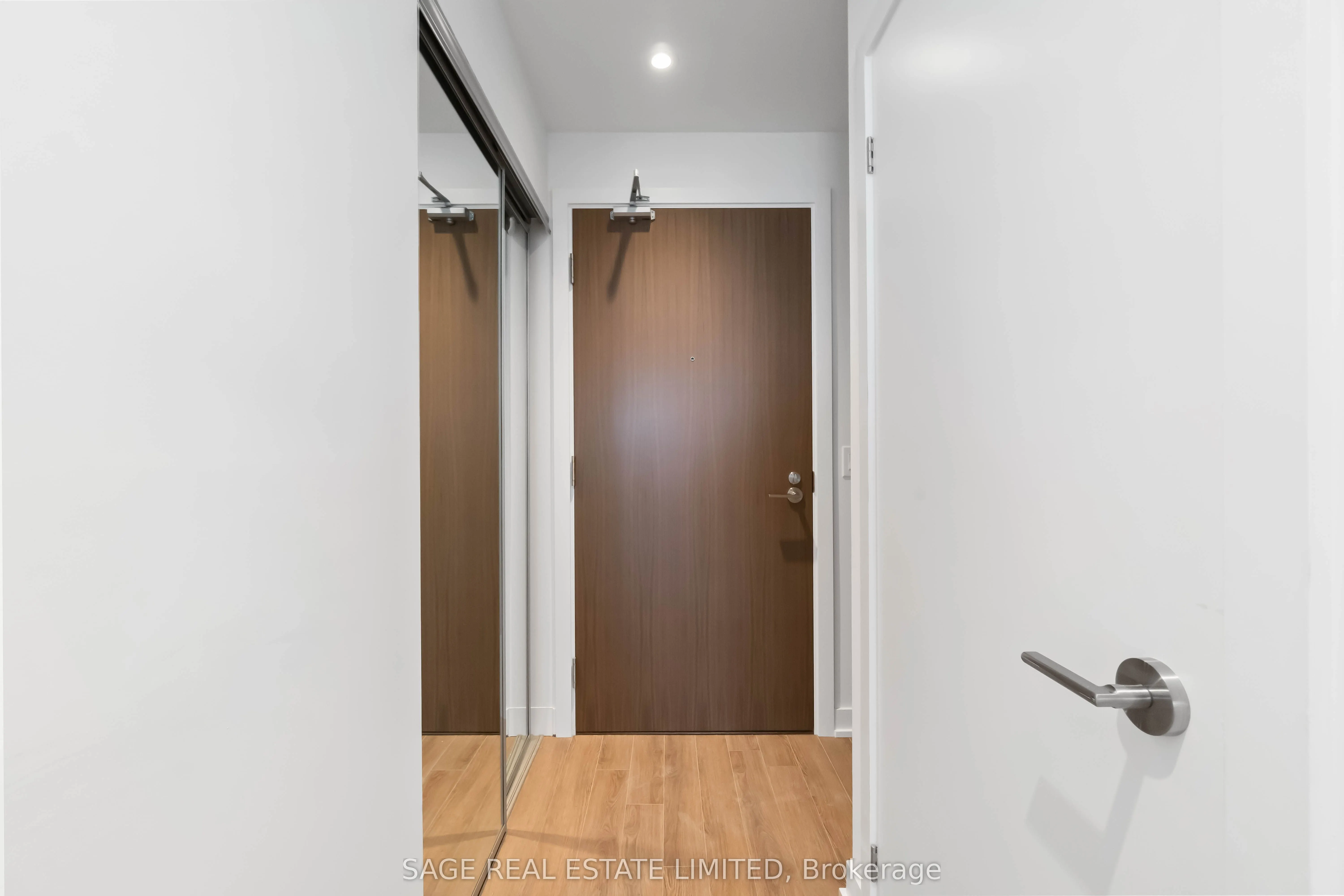 1928 Lakeshore Boulevard W, #2711
