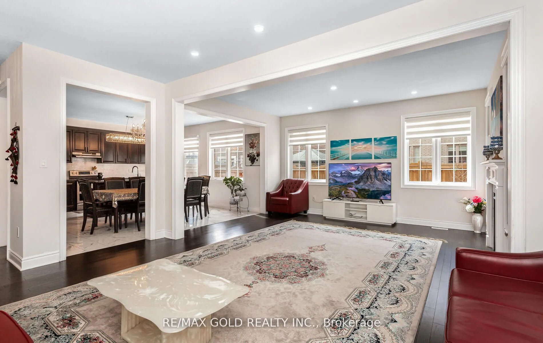 4 Buttonwood Road