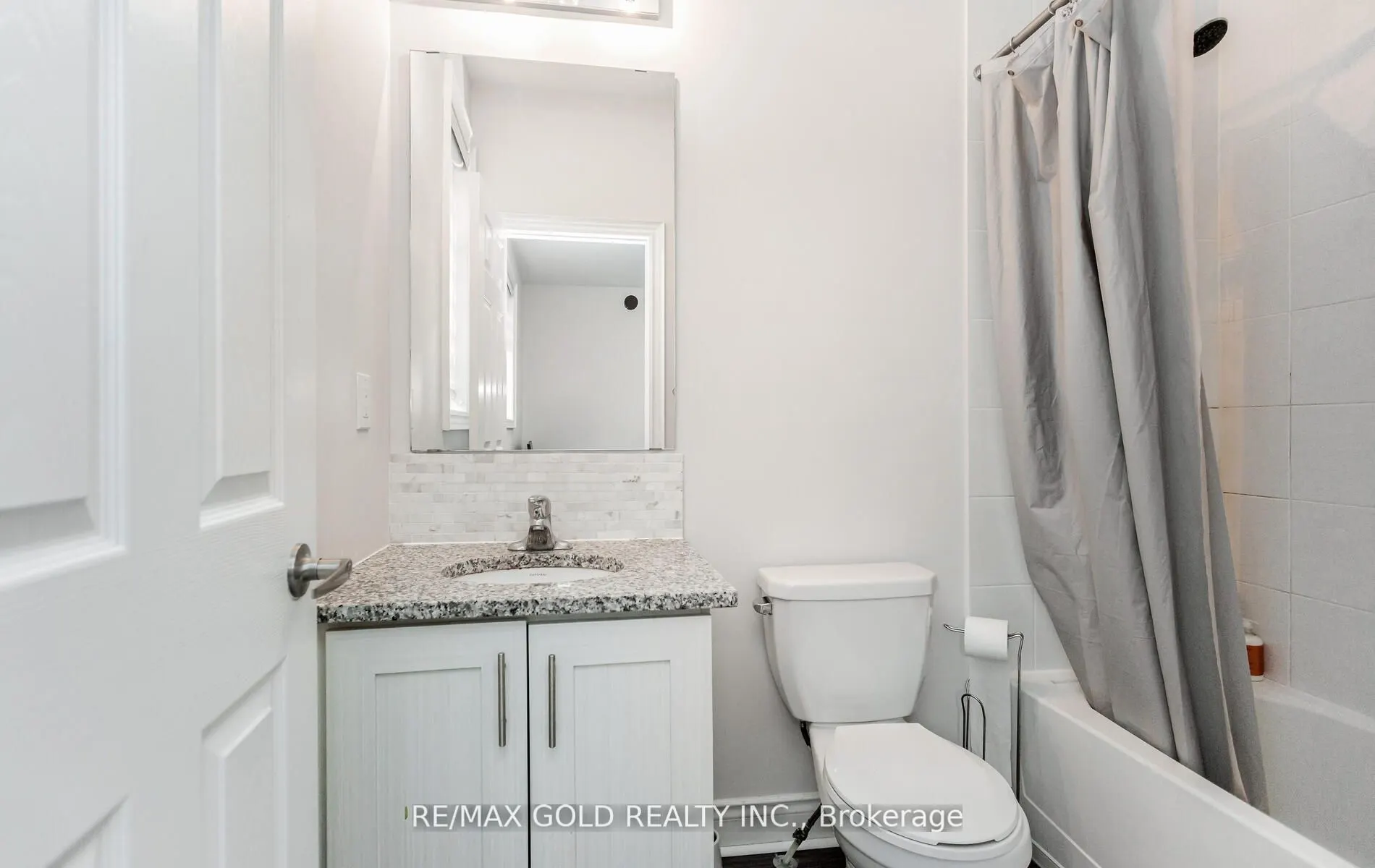 4 Buttonwood Road