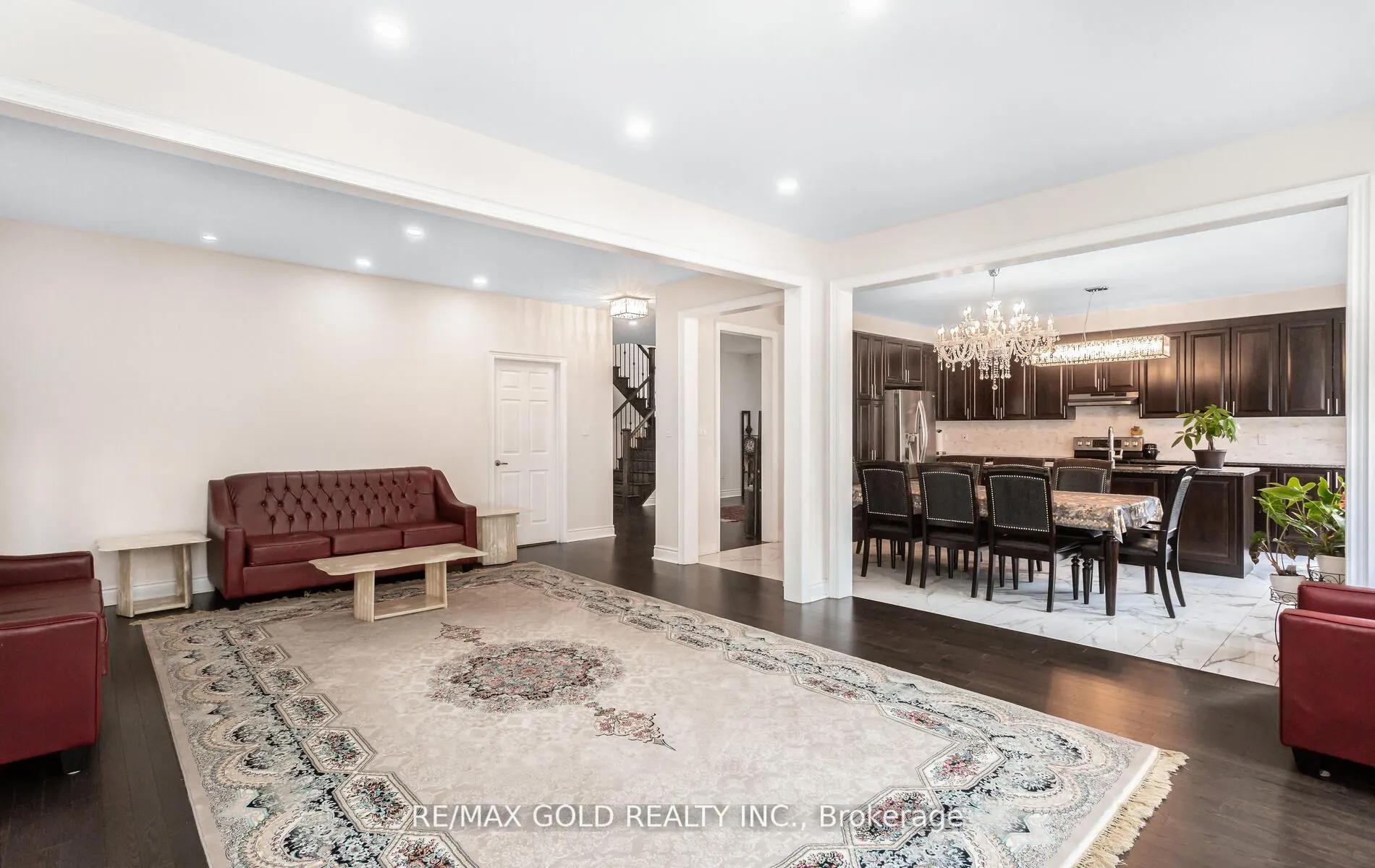 4 Buttonwood Road