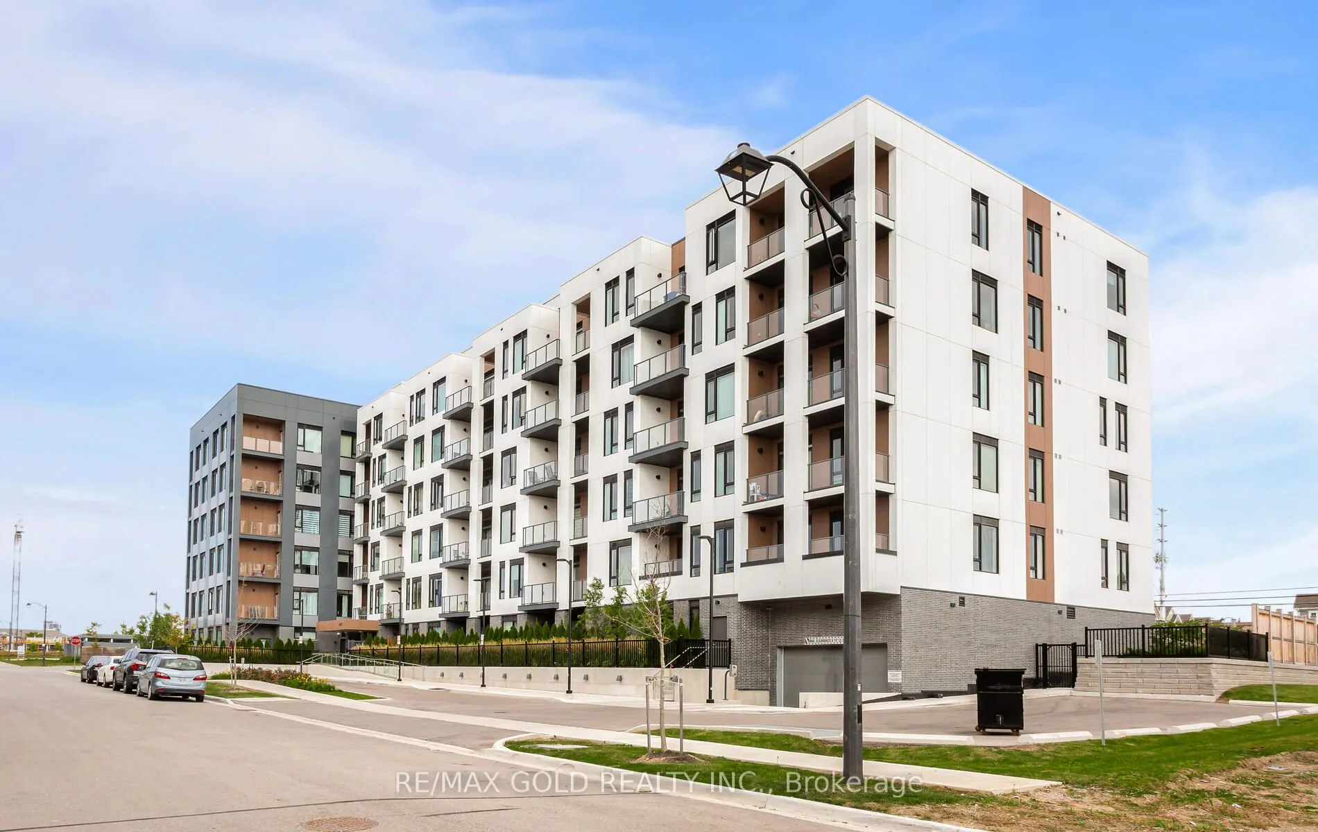 1440 Clarriage Court, #607