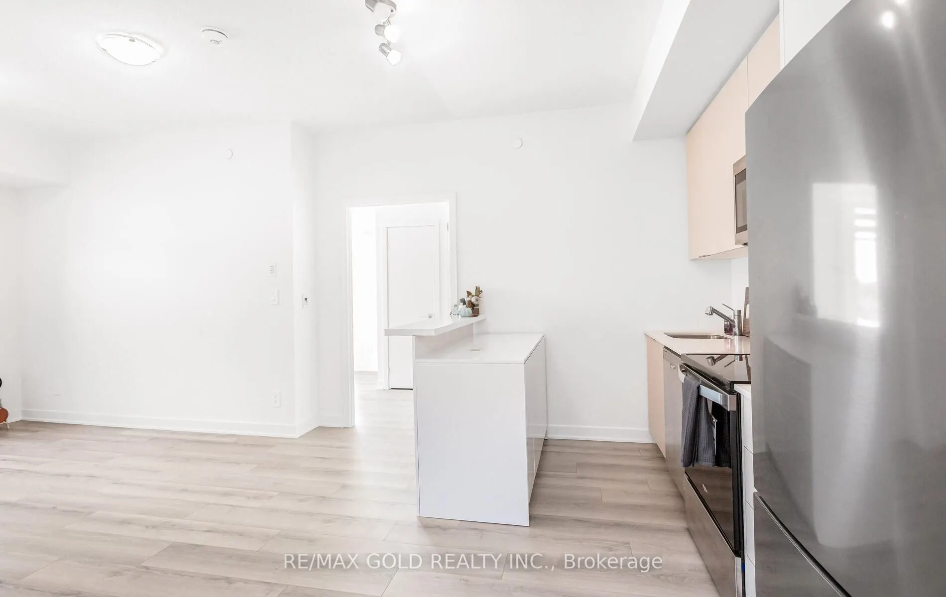 1440 Clarriage Court, #607