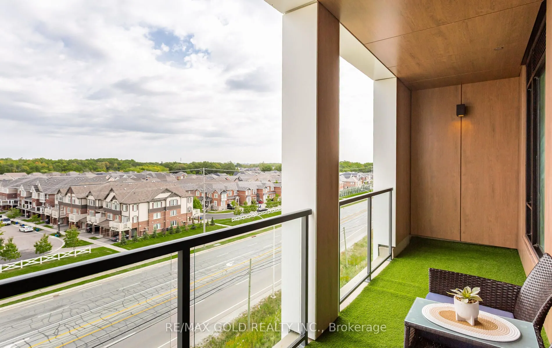 1440 Clarriage Court, #607