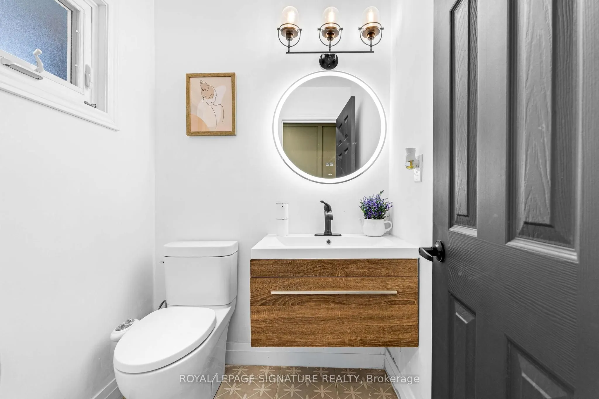 5723 Banting Court, #103