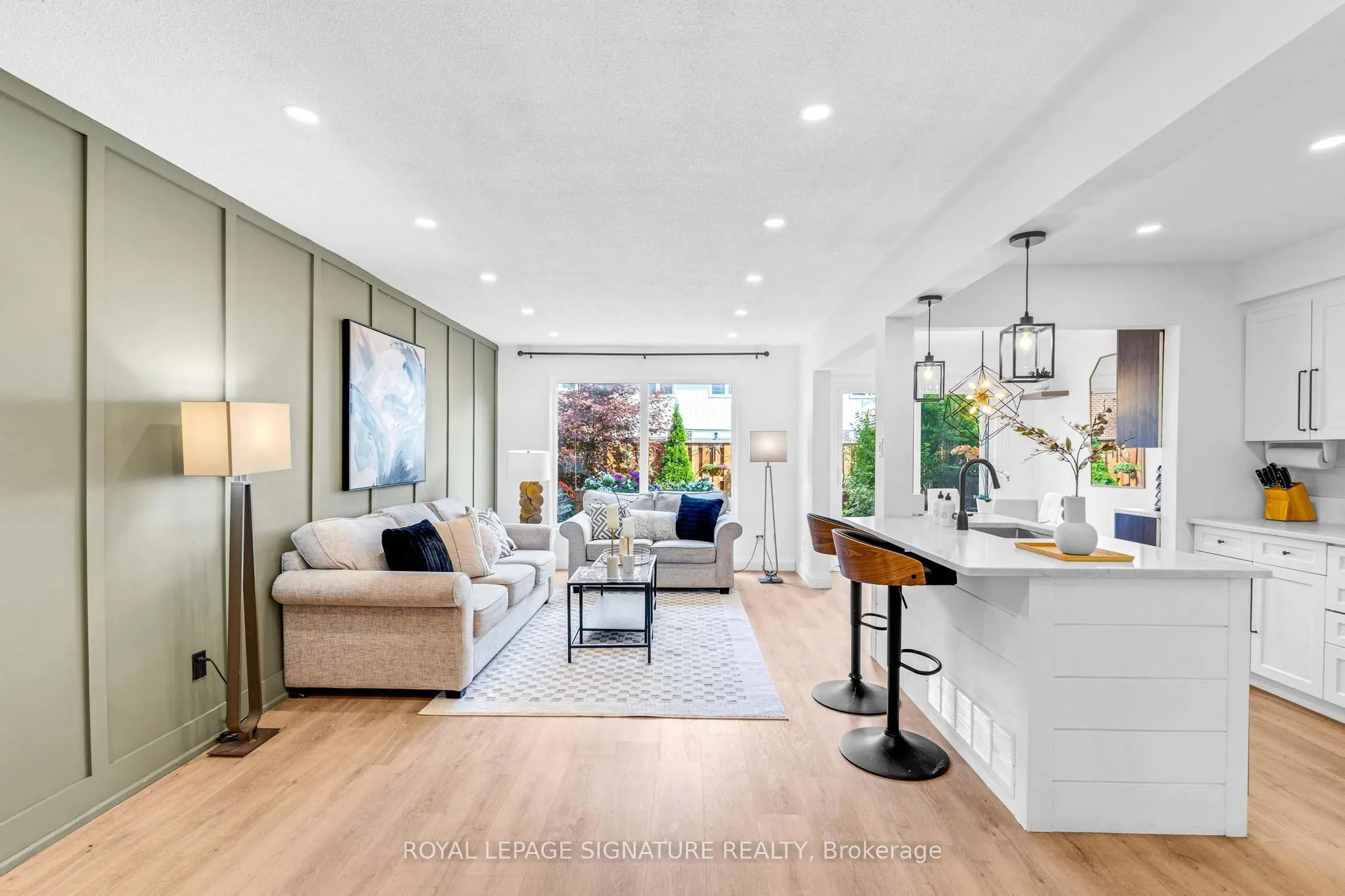 5723 Banting Court, #103