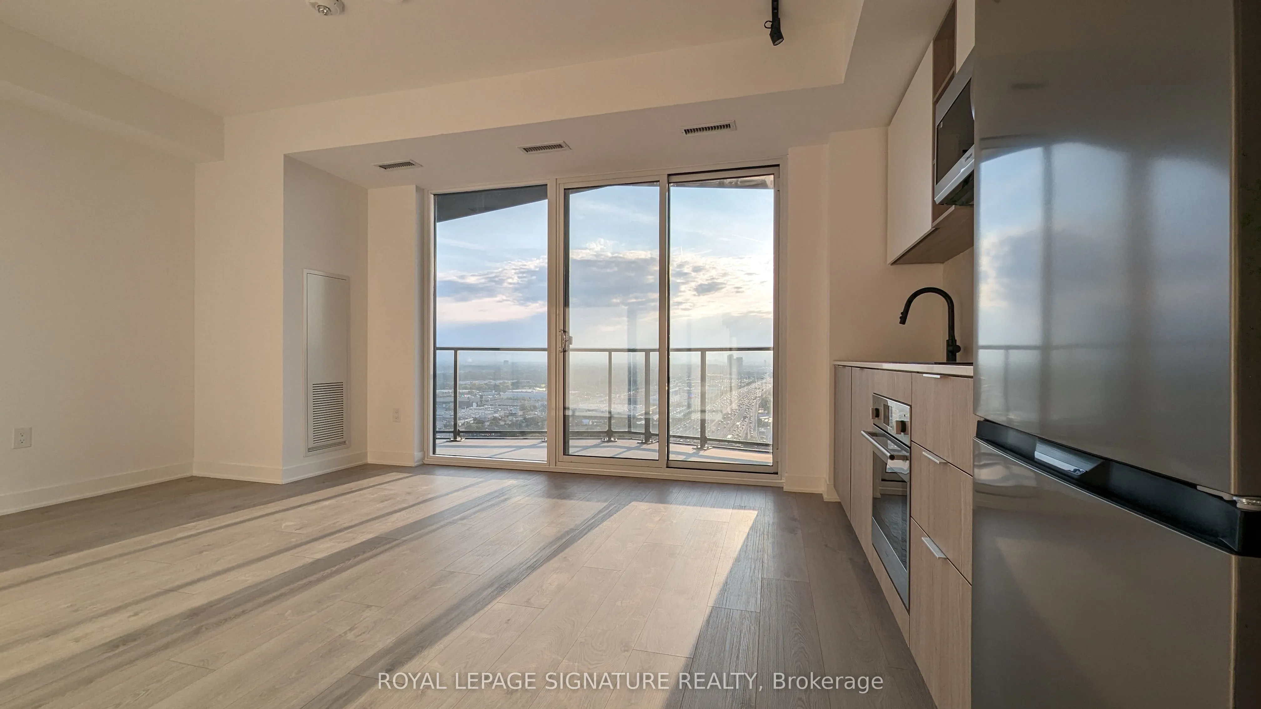 36 Zorra Street, #2310