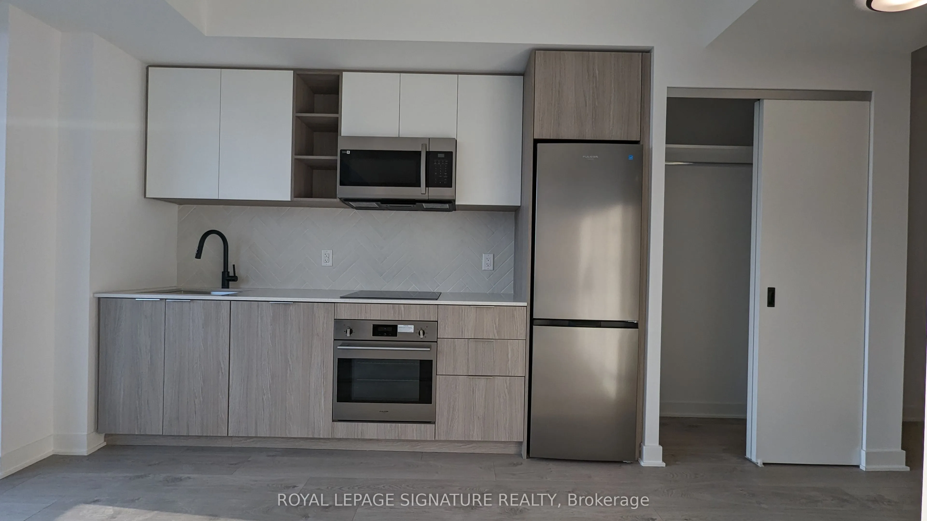 36 Zorra Street, #2310
