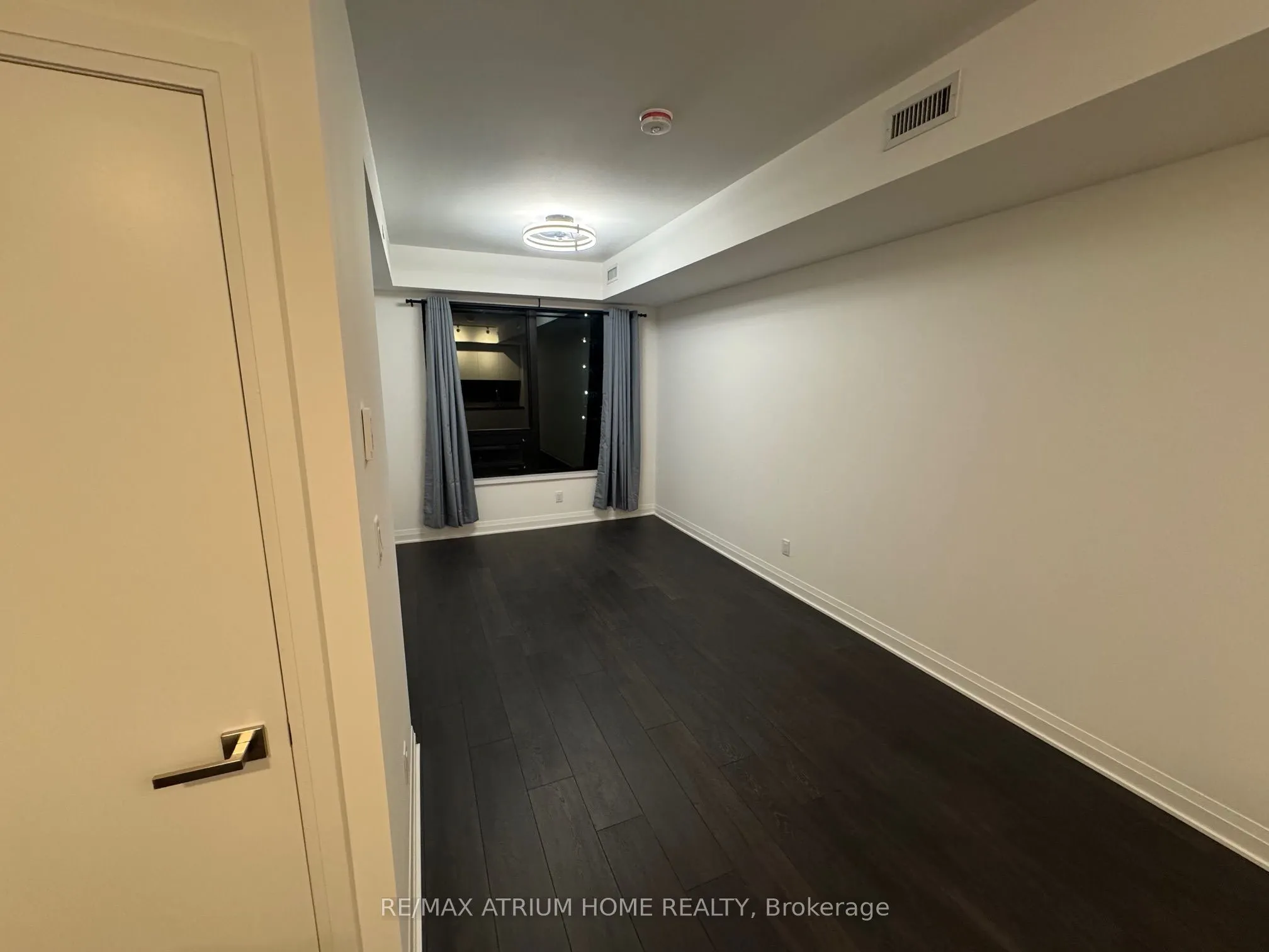 4015 The Exchange W, #1511