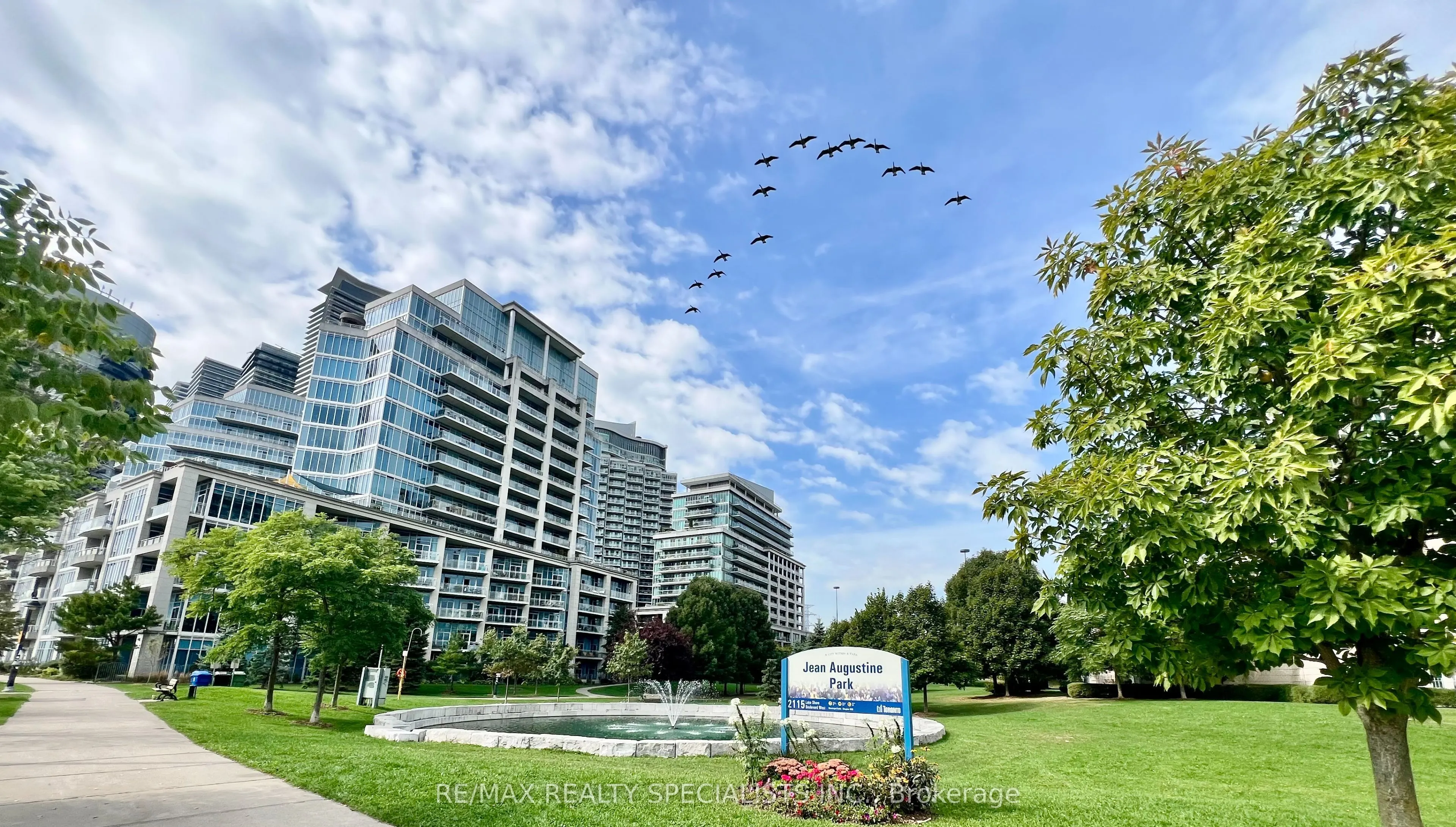 2119 Lake Shore Boulevard W, #GR1