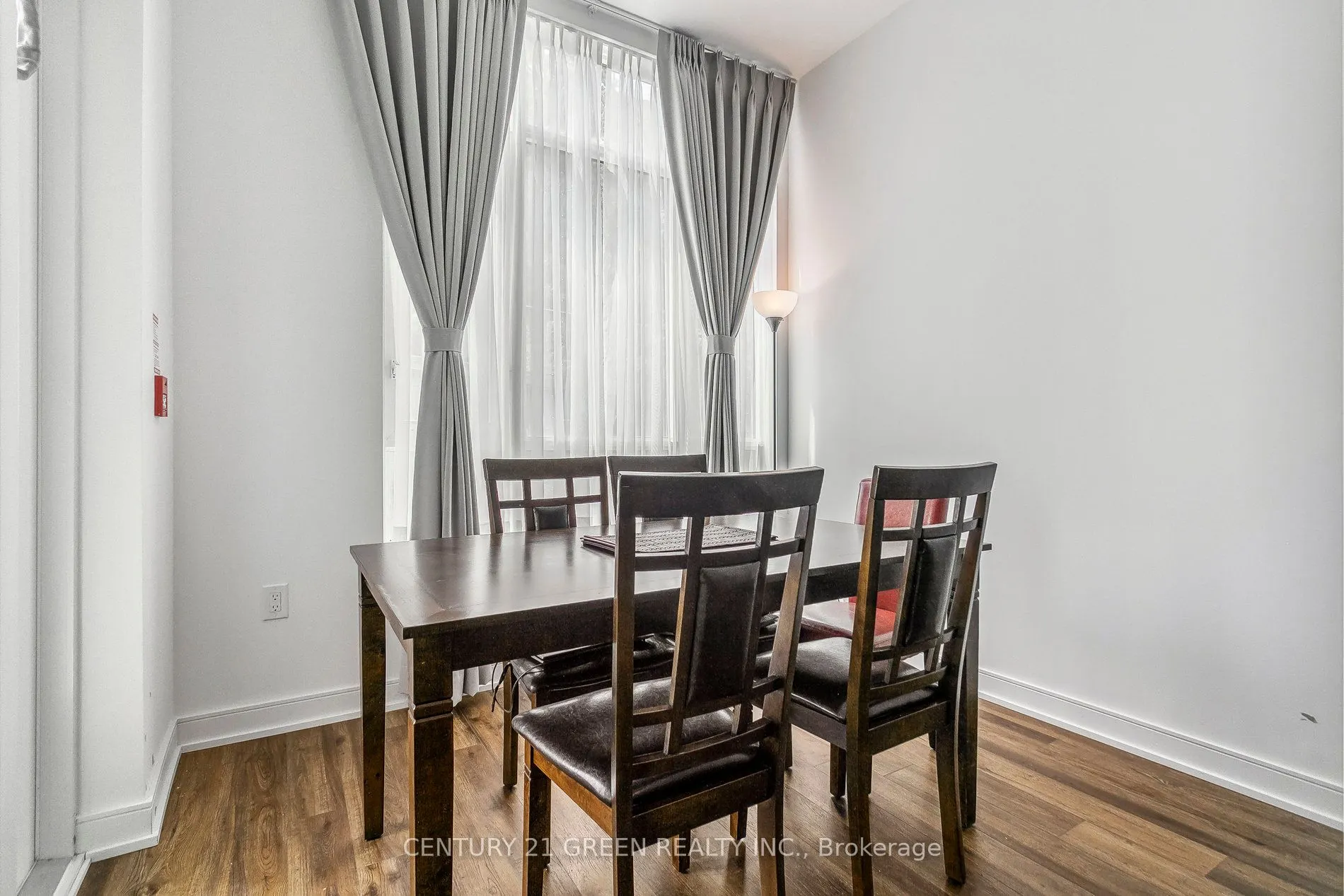 25 Neighbourhood Lane, #104
