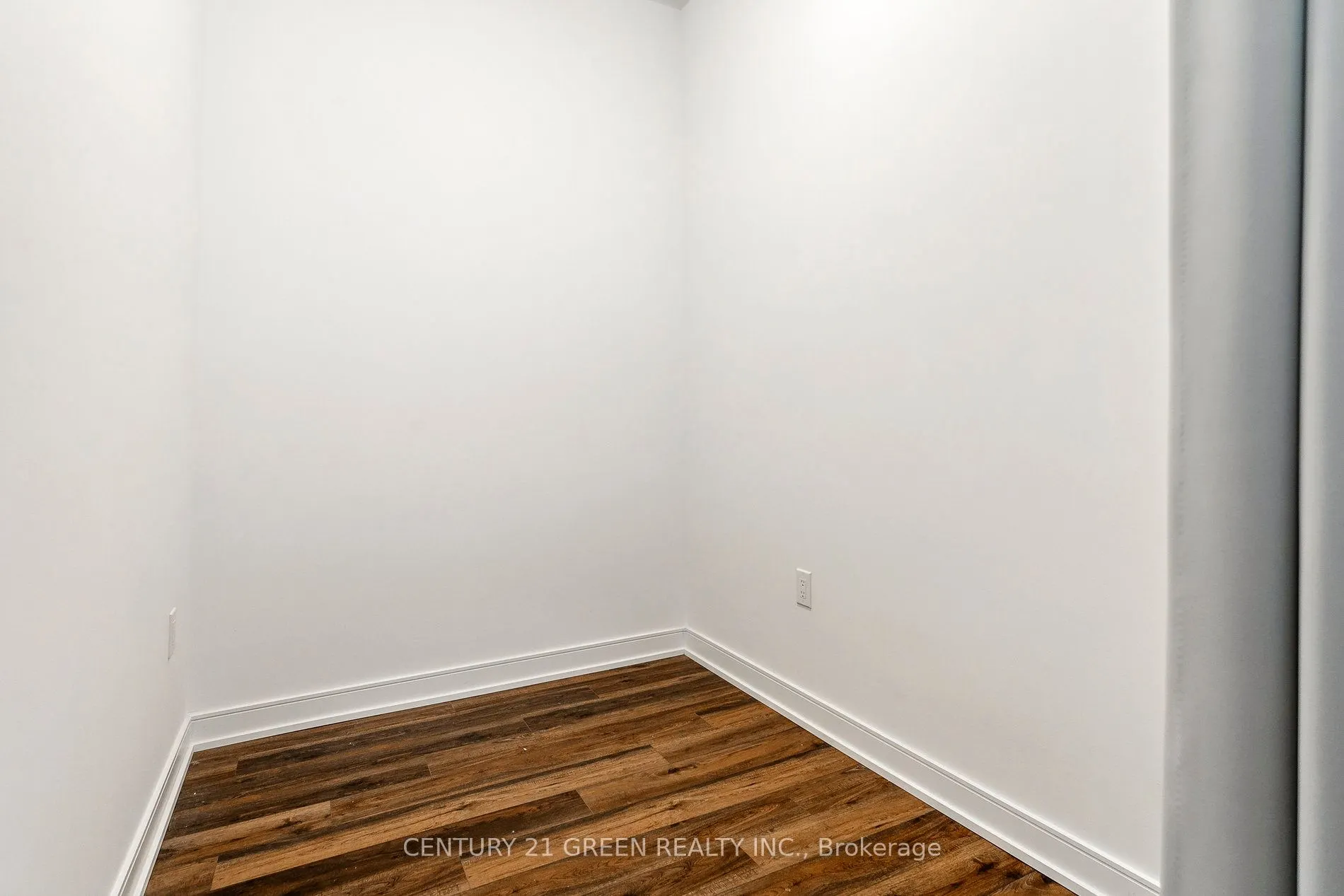 25 Neighbourhood Lane, #104