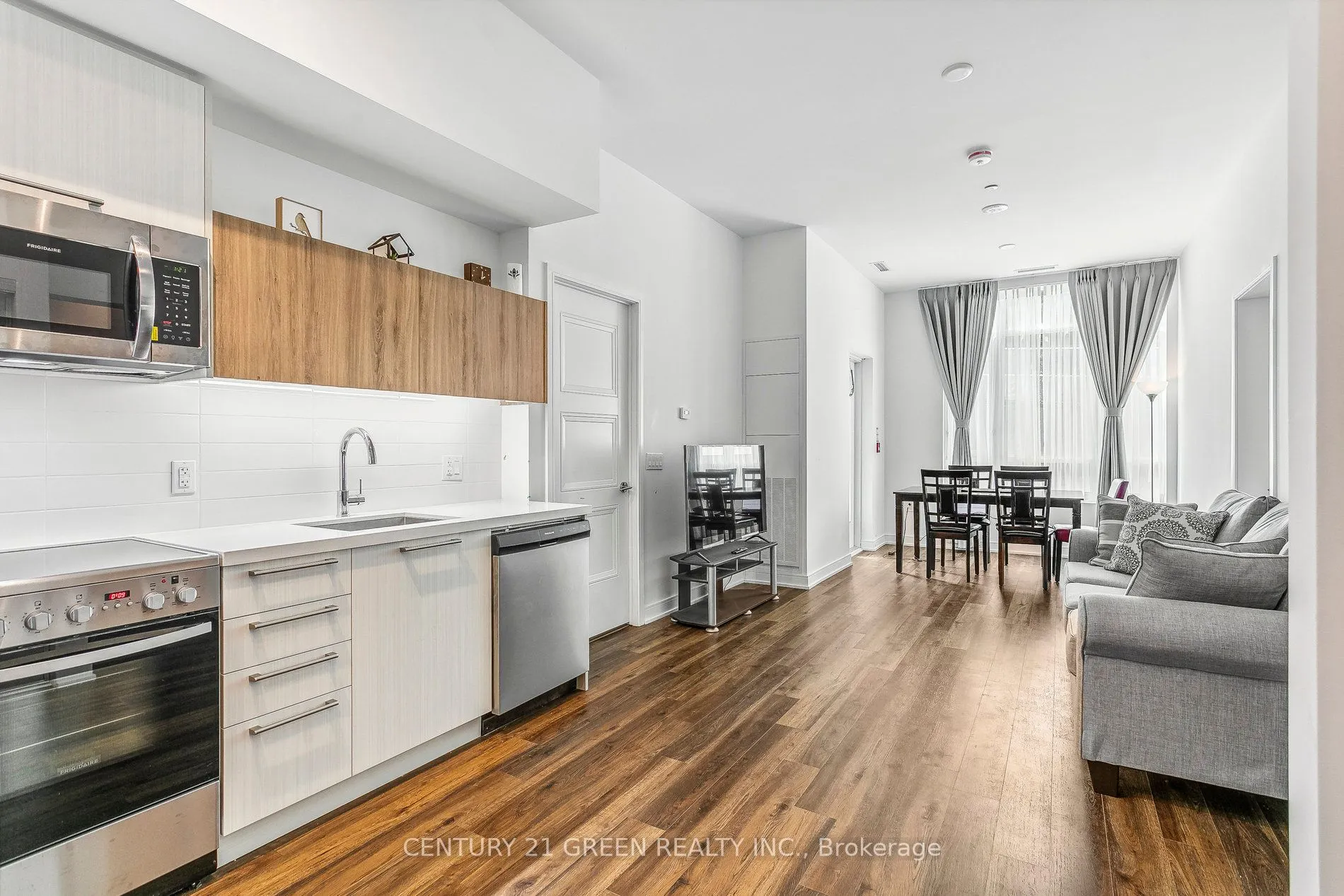 25 Neighbourhood Lane, #104