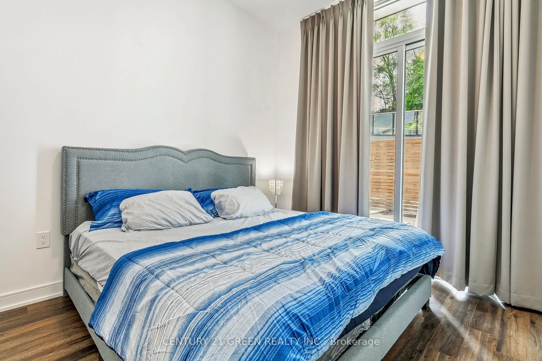 25 Neighbourhood Lane, #104
