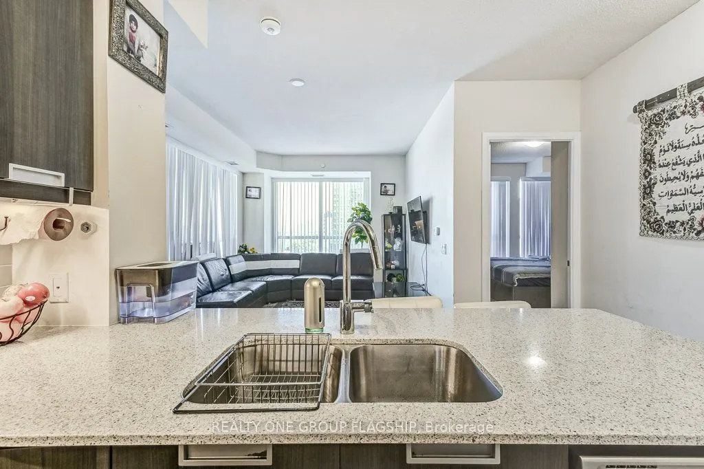 35 Watergarden Drive, #413