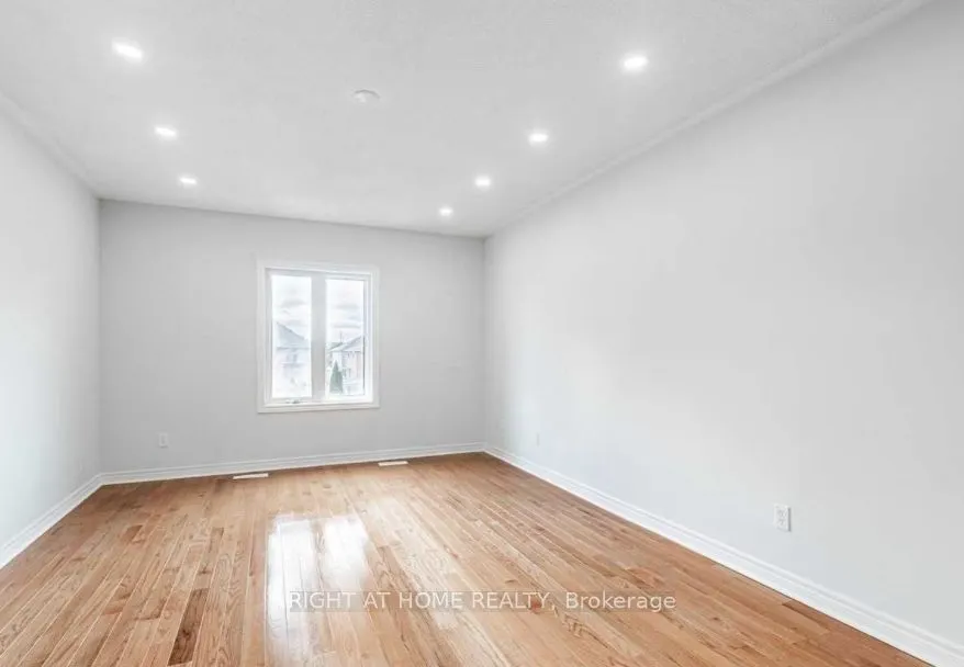 7049 Graydon Court