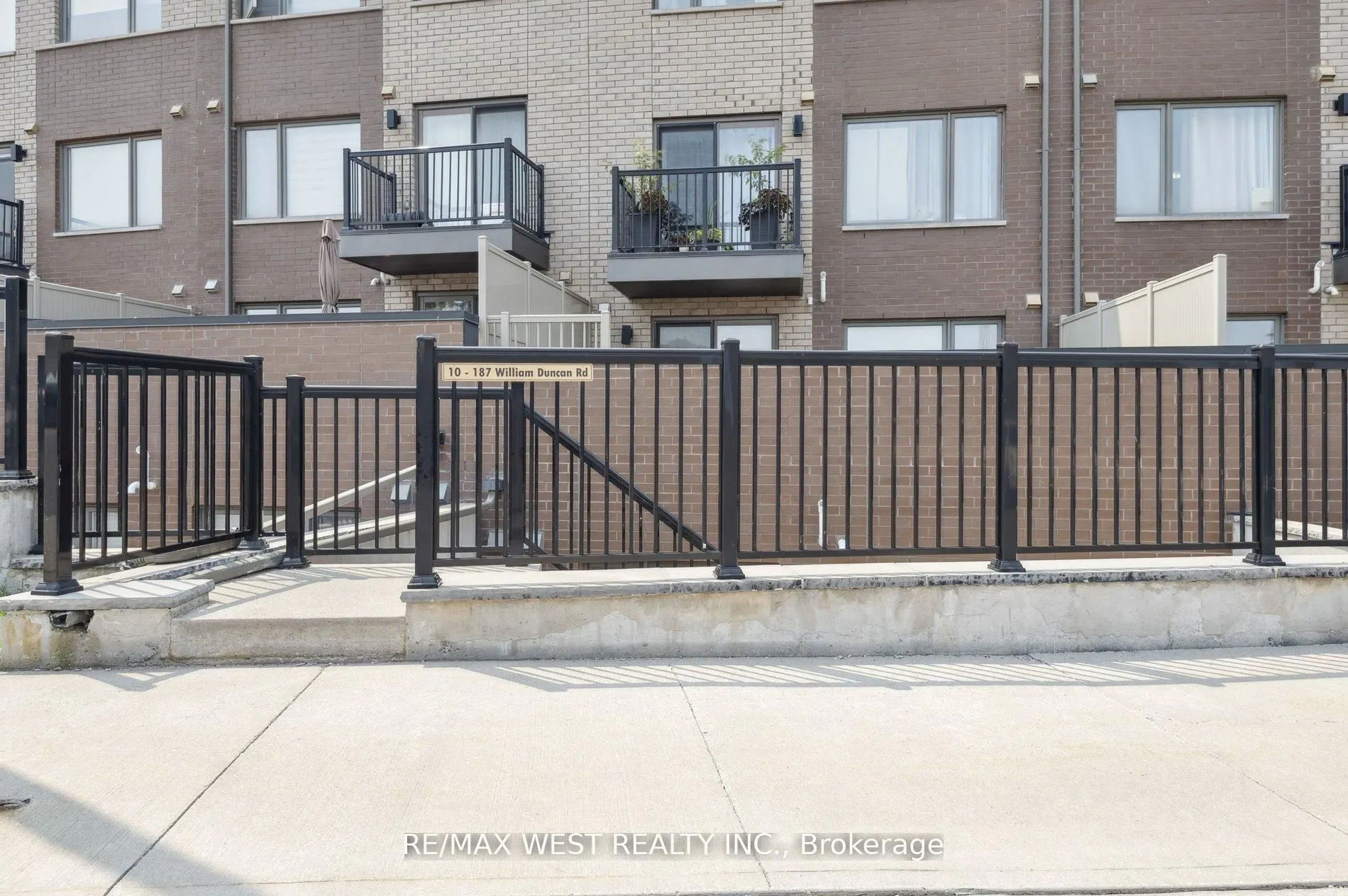 187 William Duncan Road, #10