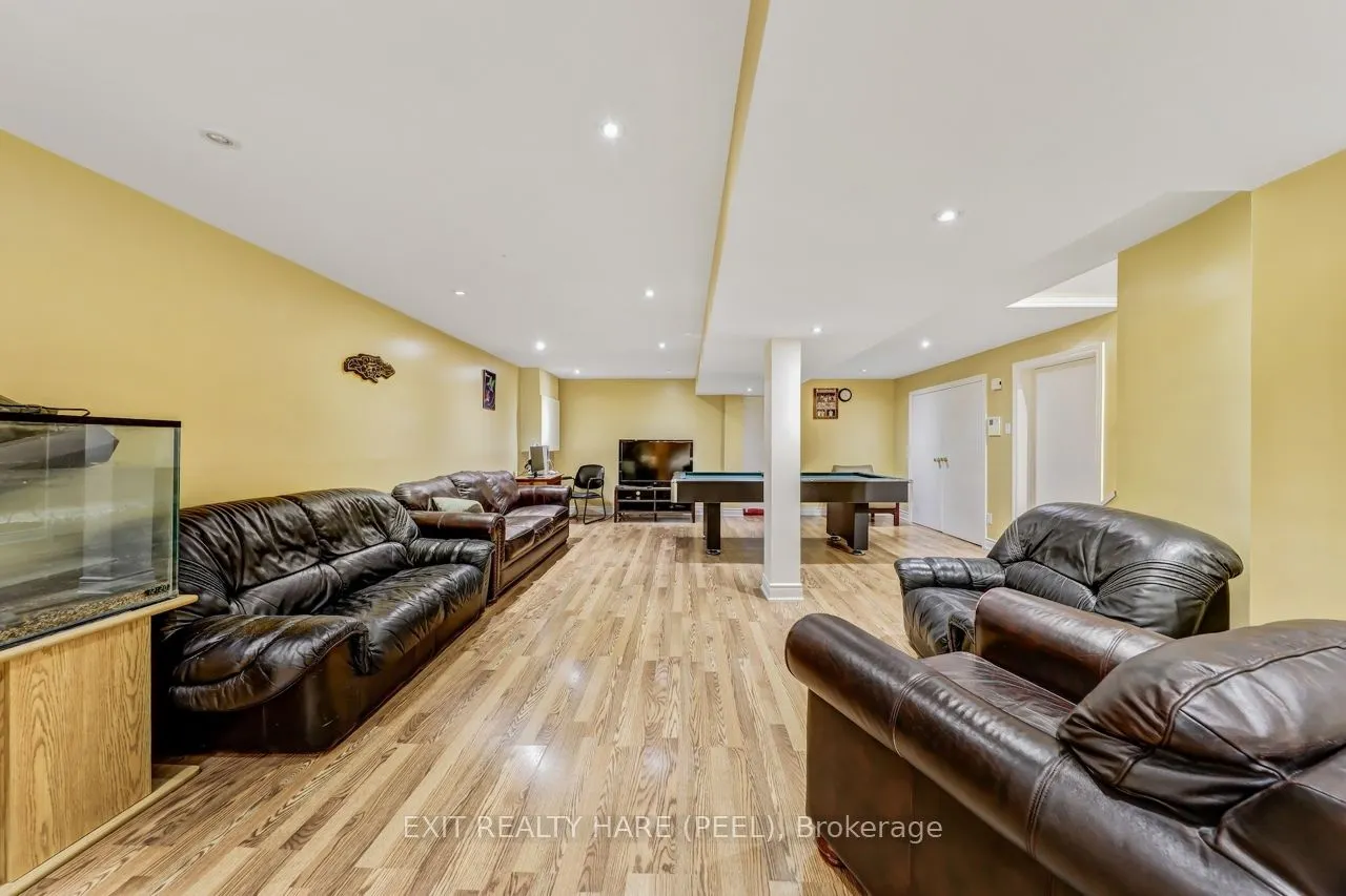 212 Vodden Street W