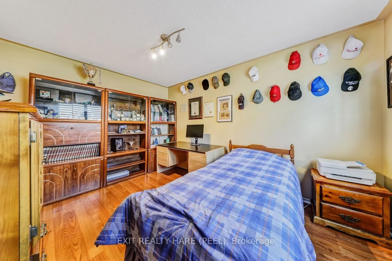 212 Vodden Street W