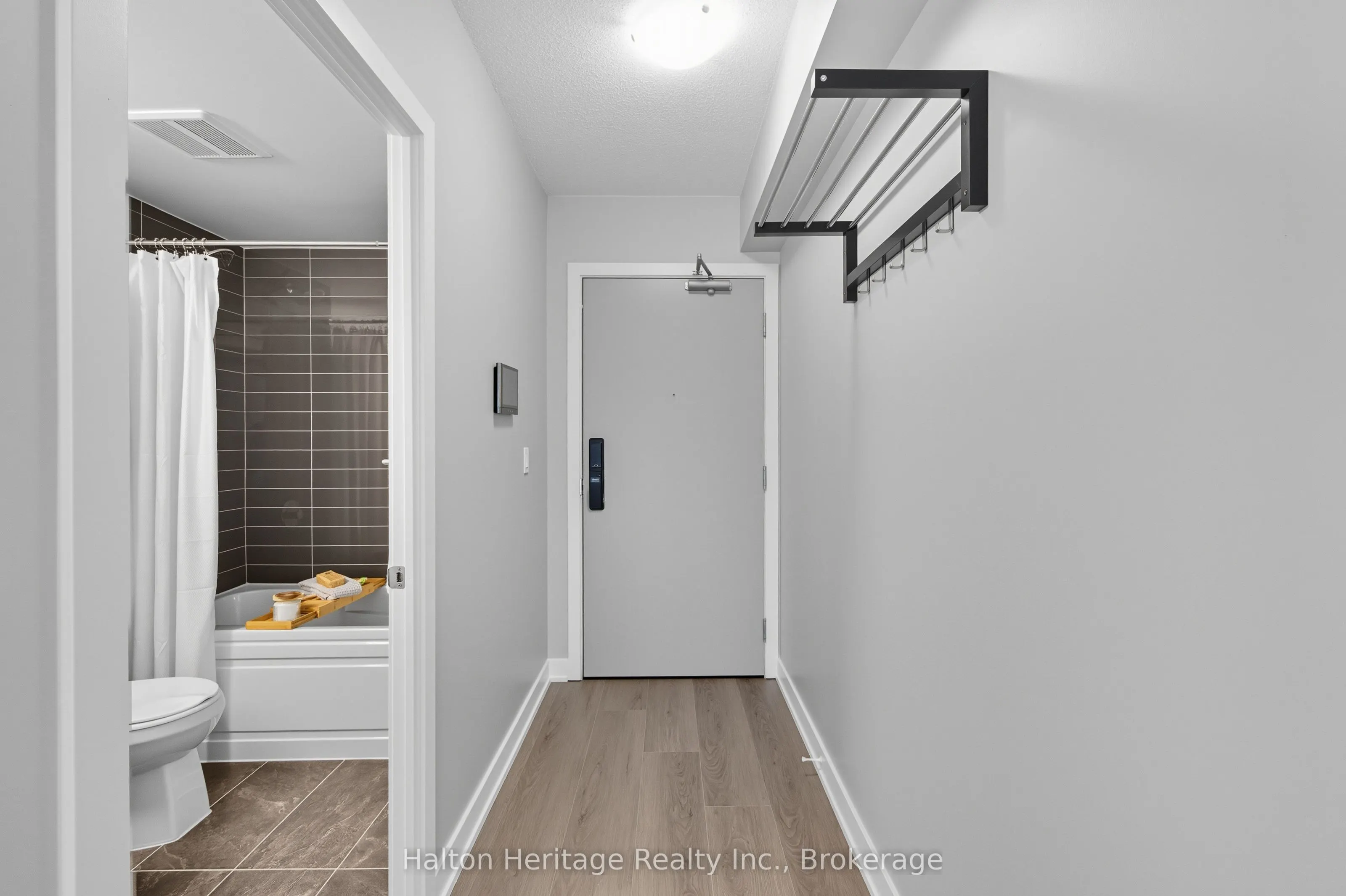 3200 Dakota Common, #B602