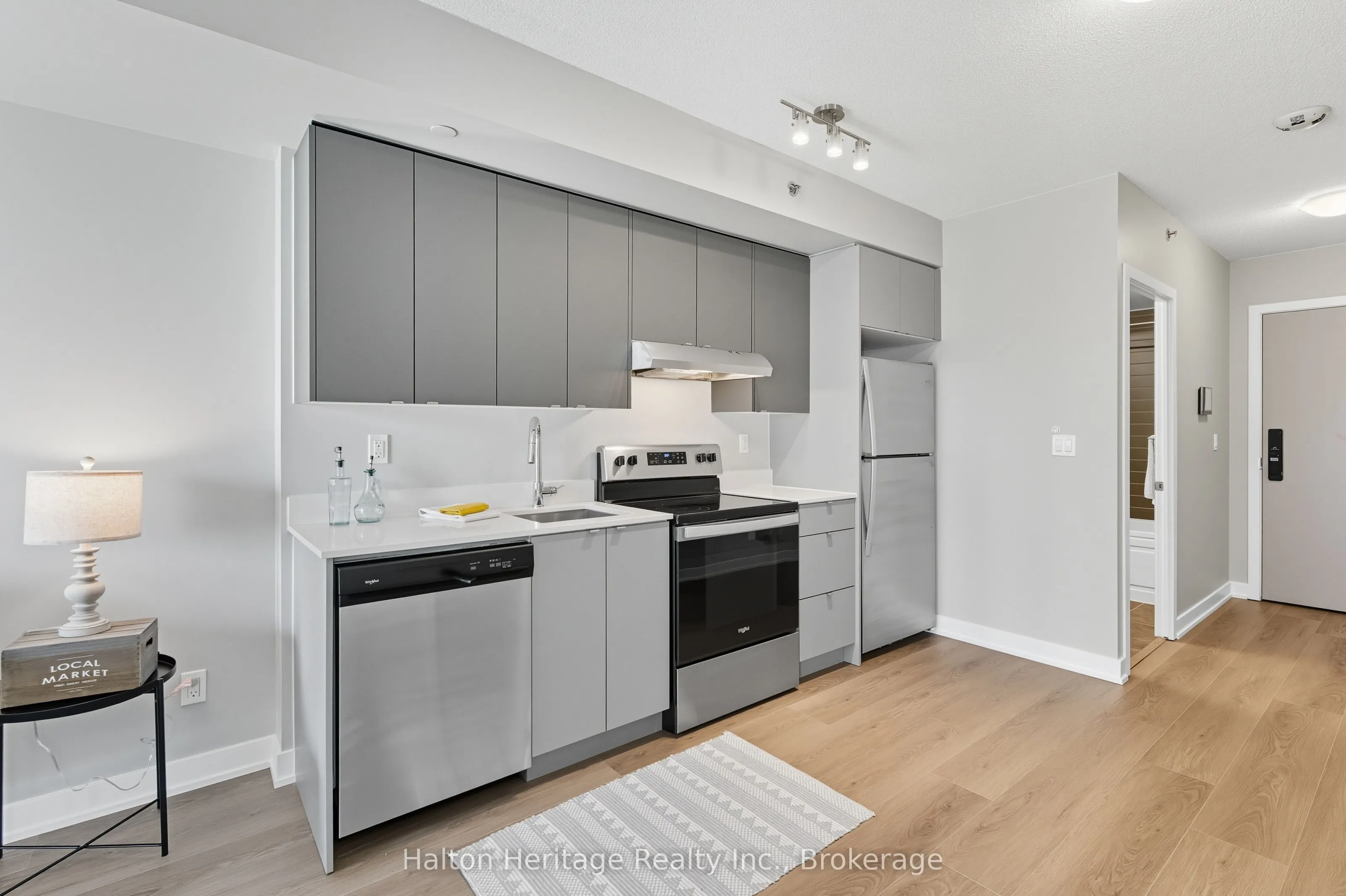 3200 Dakota Common, #B602