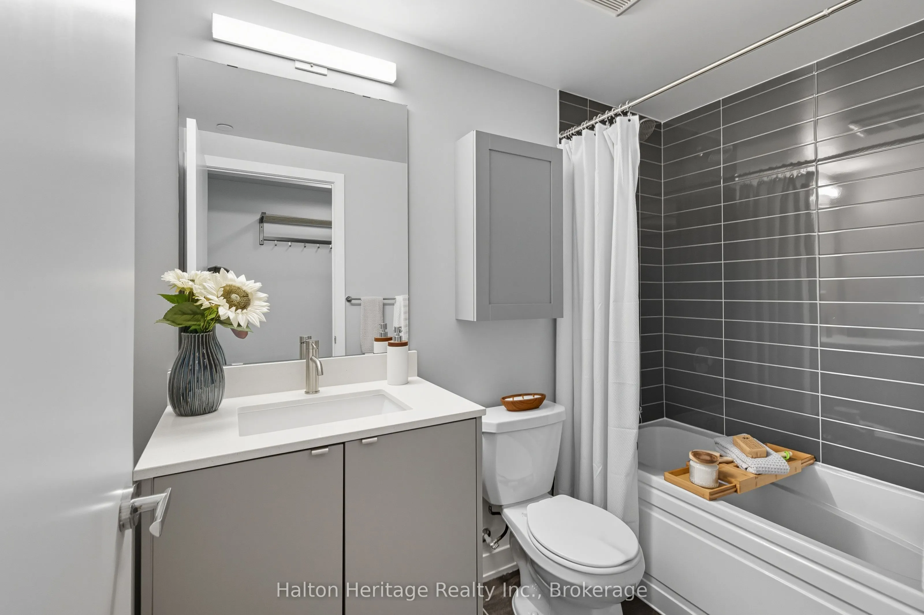 3200 Dakota Common, #B602