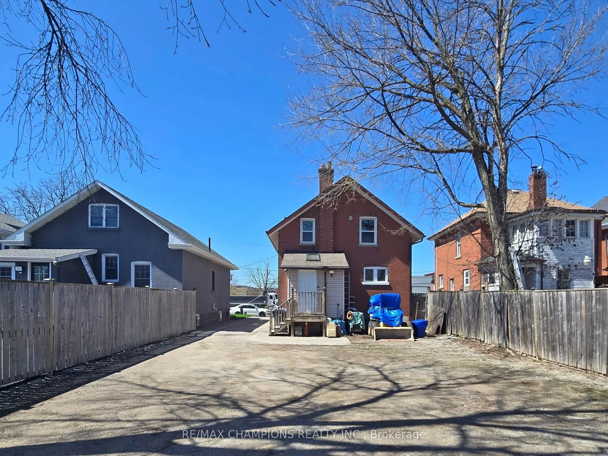219 Queen Street W