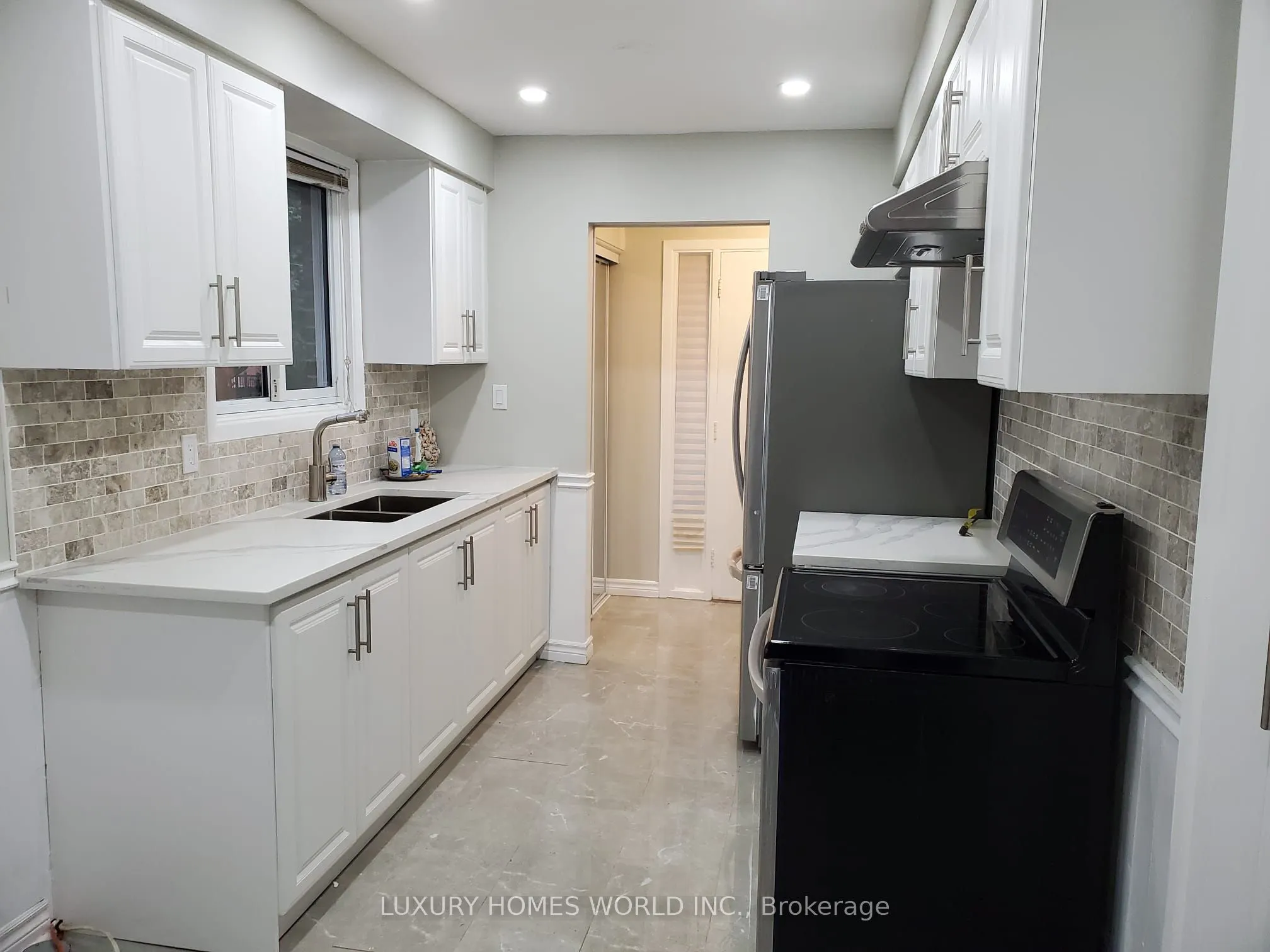 26 Bigham Road E