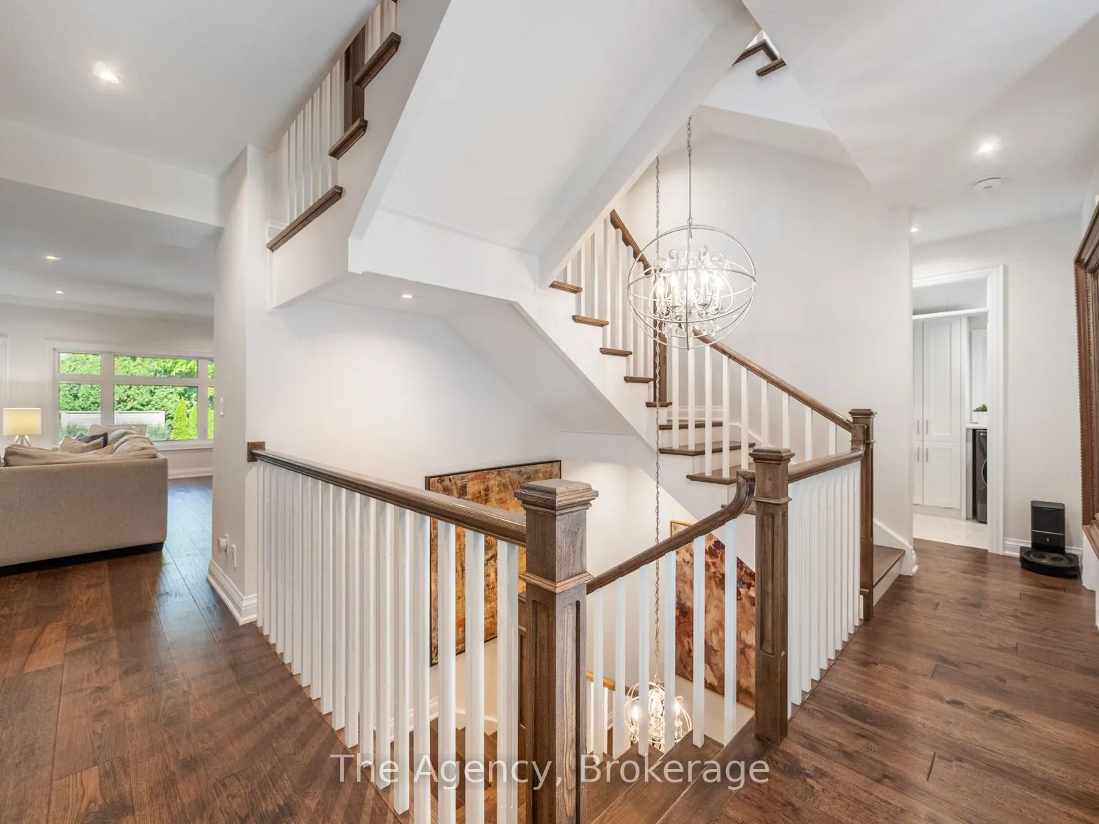 3087 Lakeshore Road