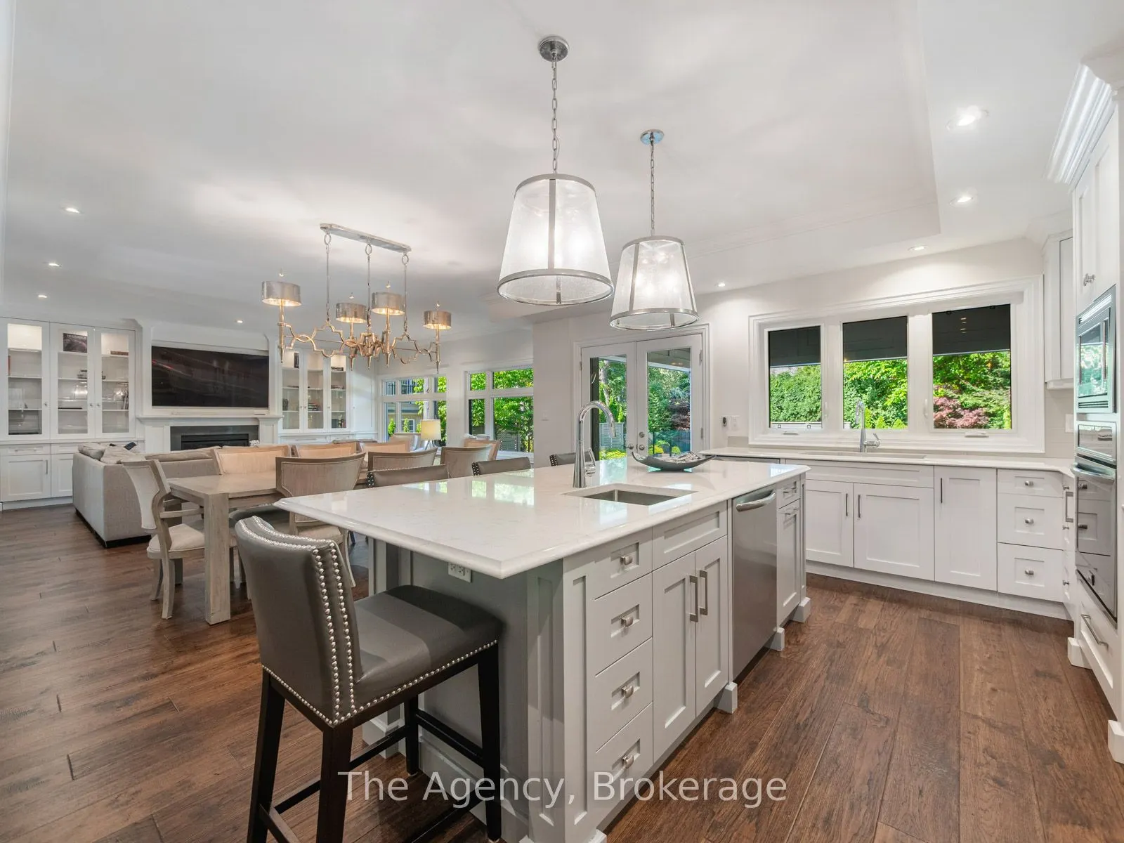 3087 Lakeshore Road