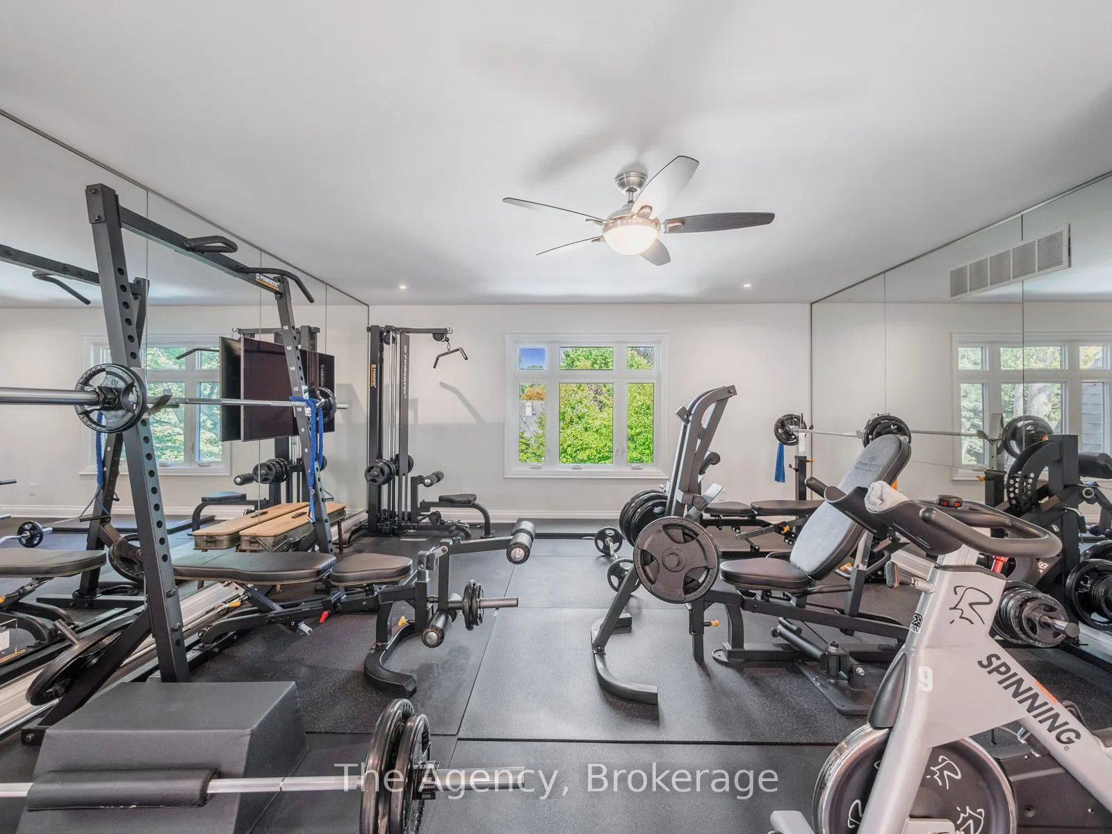 3087 Lakeshore Road