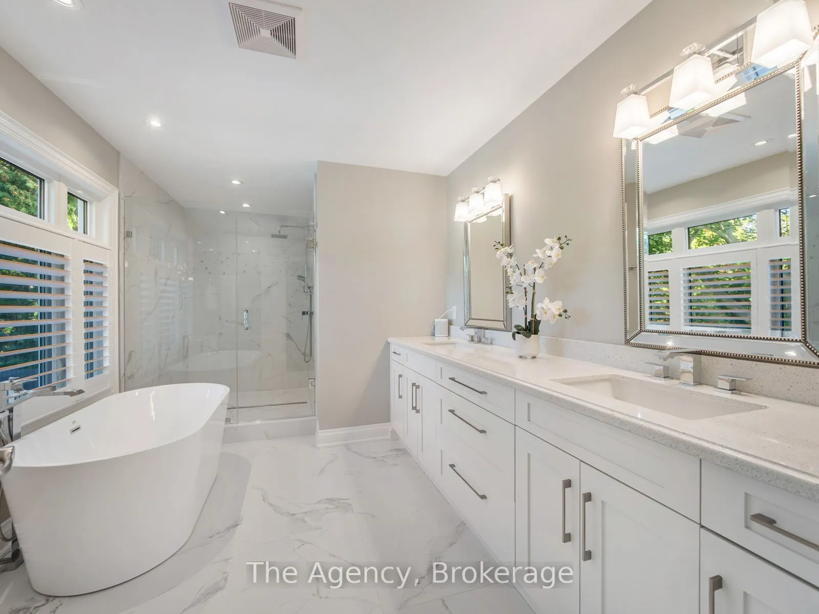3087 Lakeshore Road